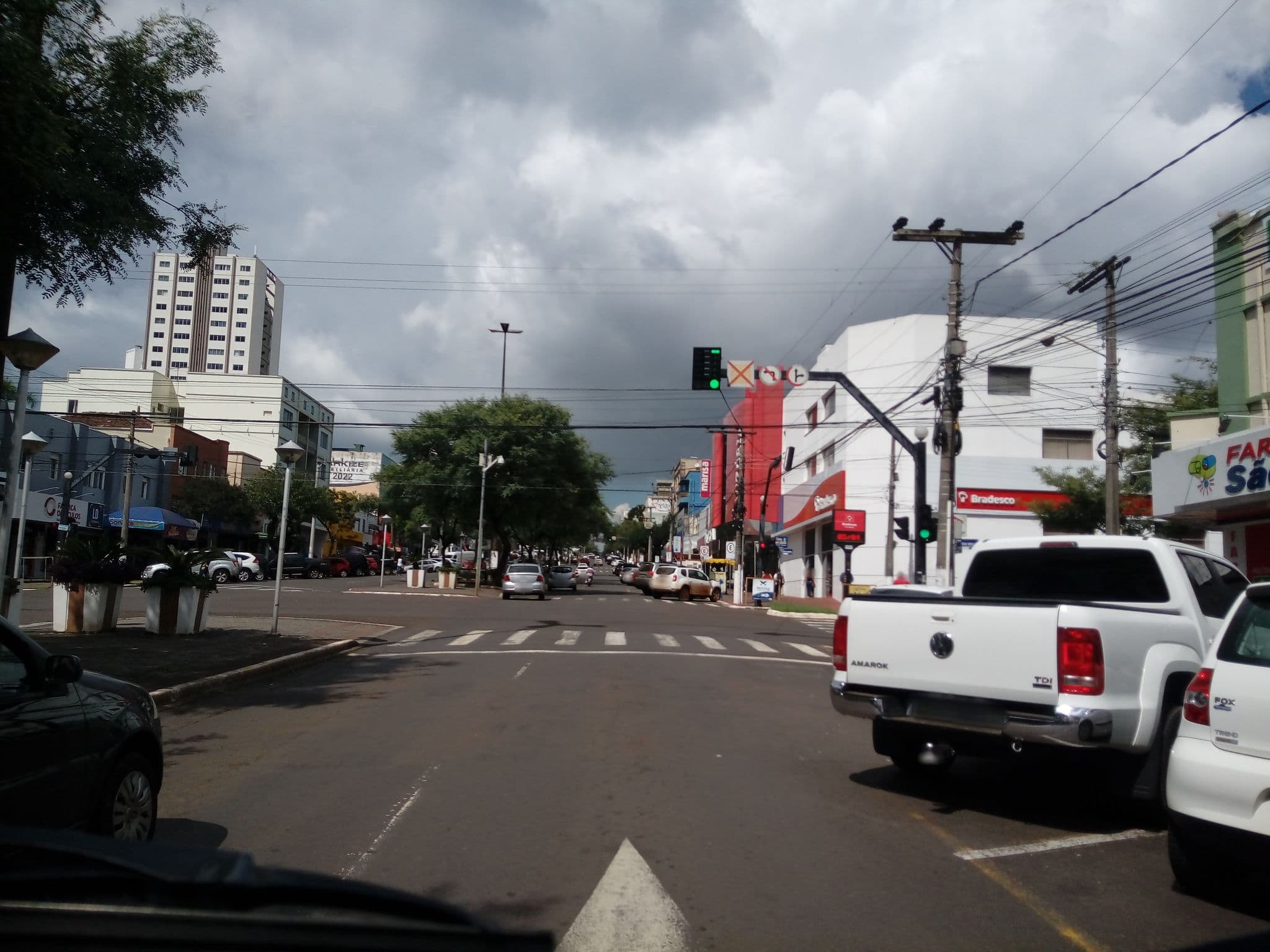 Street view near Hotel Ideal, Chapecó — © dclarks (CC BY-SA · Mapillary)