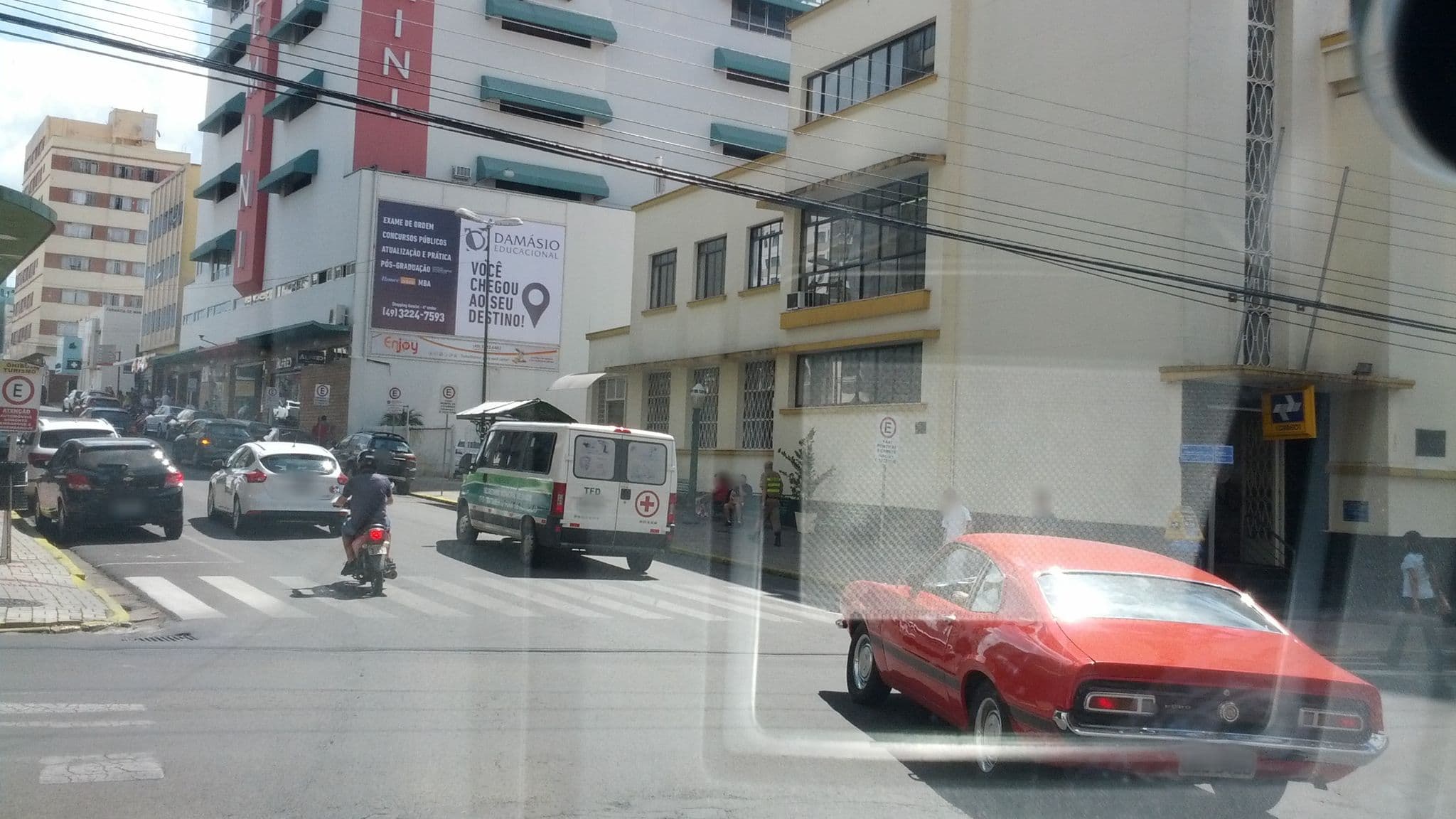 Street view near Grande Hotel Lages, Lages — © poeiradasestrelas (CC BY-SA · Mapillary)