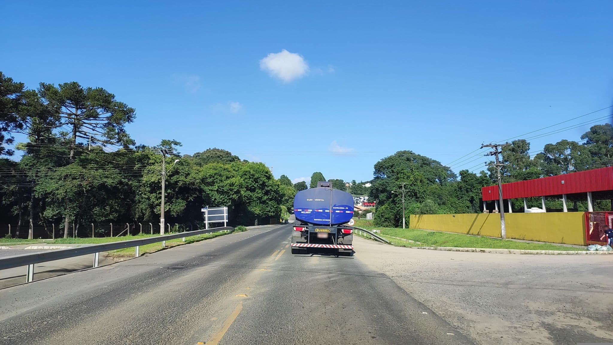 Street view near Hotel Stilus, Canoinhas — © diegokrein (CC BY-SA · Mapillary)