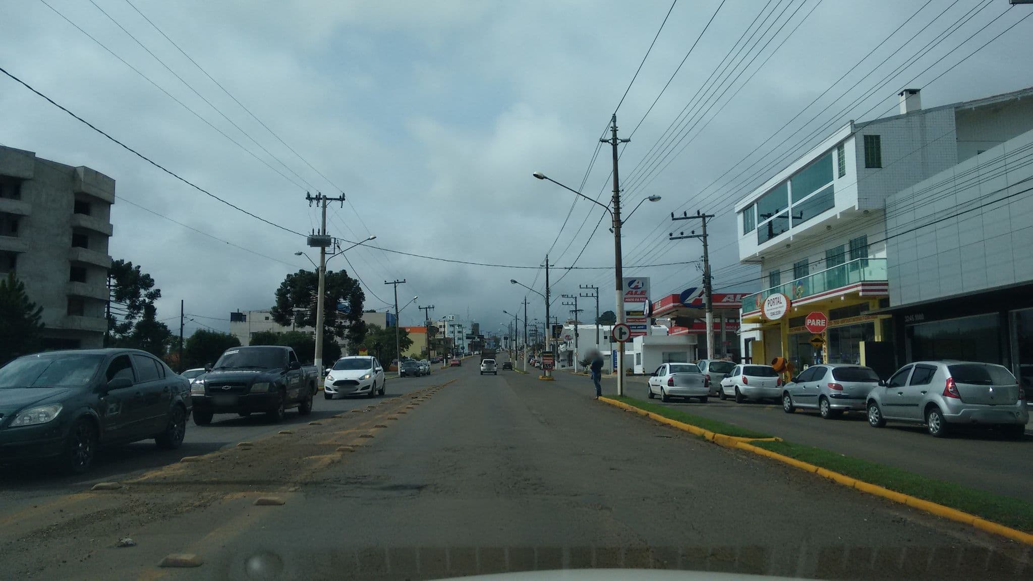 Street view near Hotel Pousada da Serra, Fraiburgo — © alvarenga (CC BY-SA · Mapillary)
