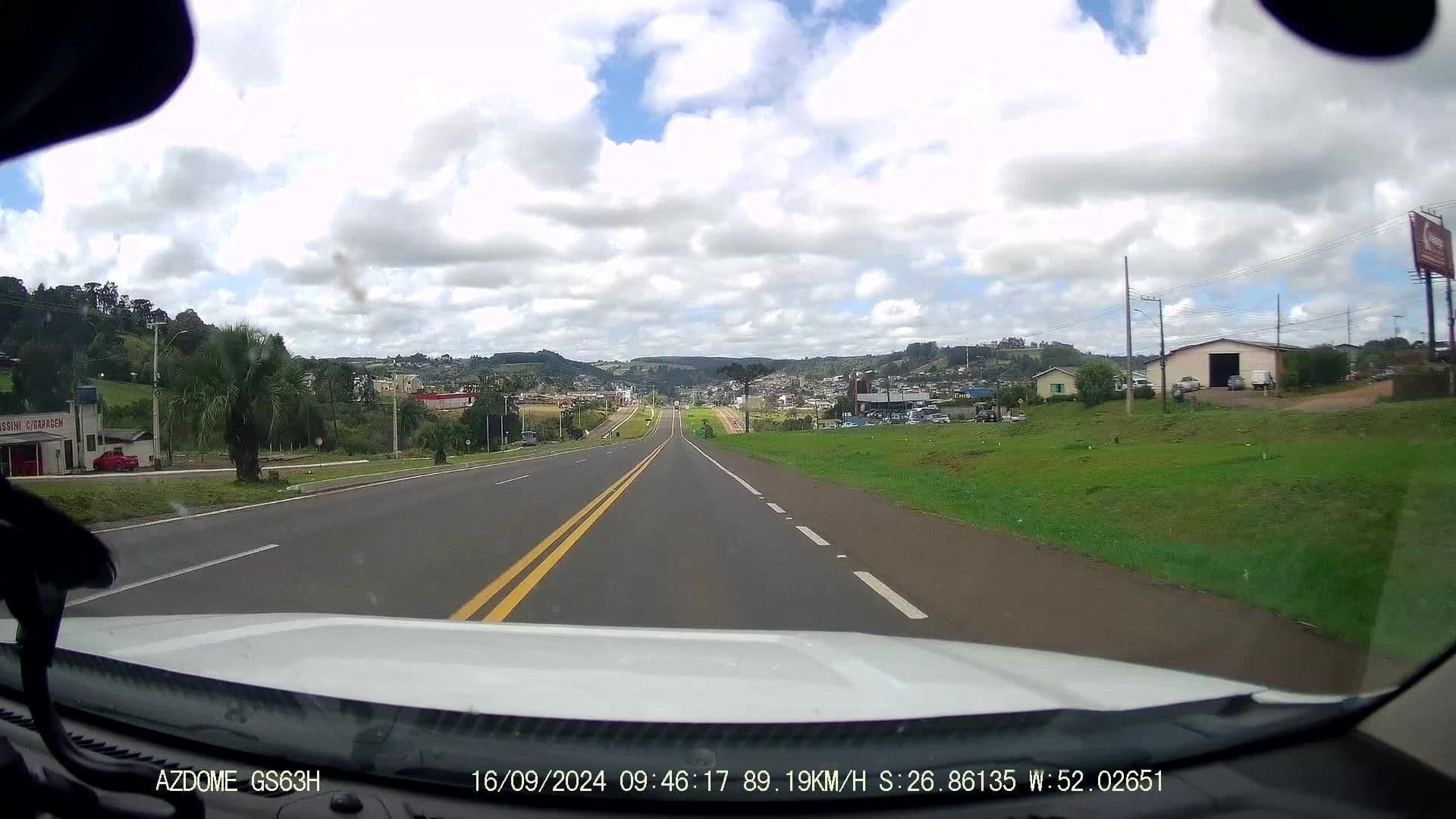 Street view near Hotel Bervian, Ponte Serrada — © jaderbavaresco (CC BY-SA · Mapillary)