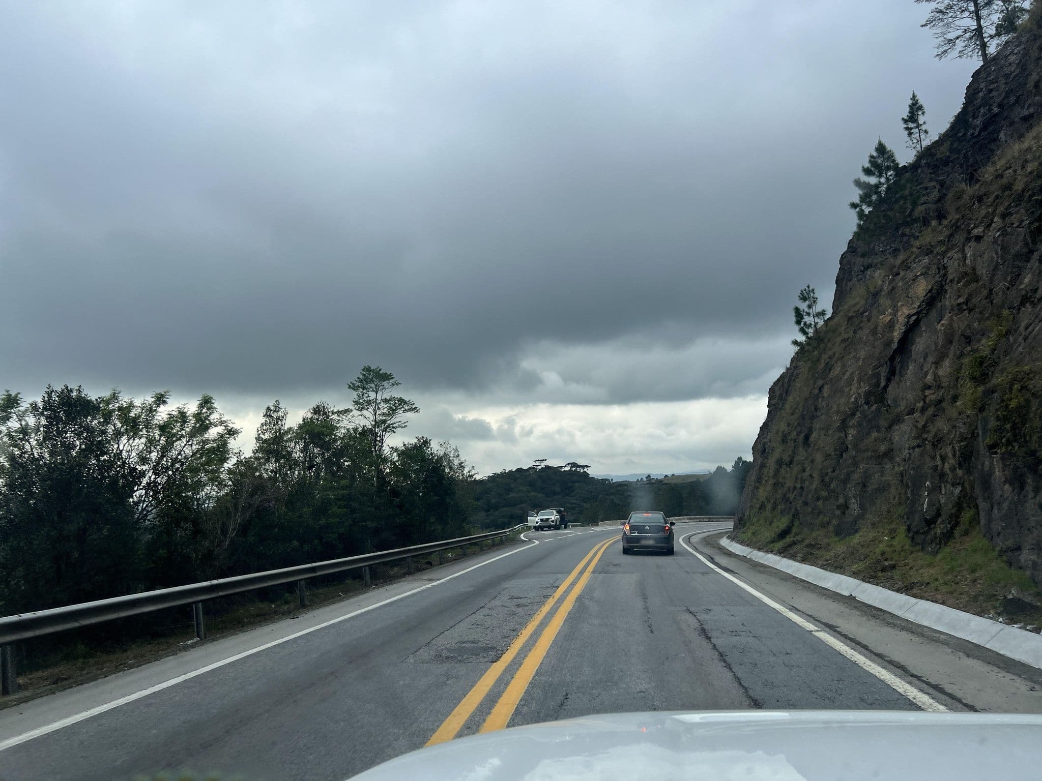 Street view near Pousada Estação Natureza, Rancho Queimado — © jaderbavaresco (CC BY-SA · Mapillary)