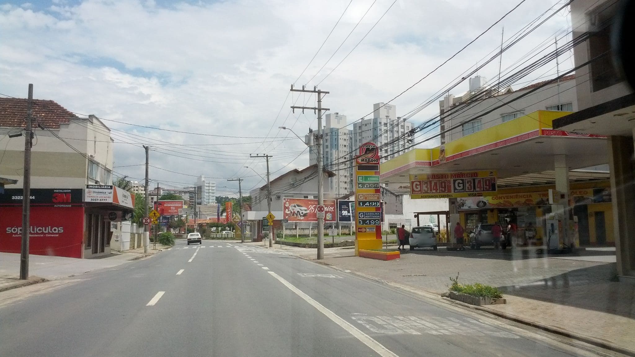Street view near Hotel São Paulo, Blumenau — © poeiradasestrelas (CC BY-SA · Mapillary)