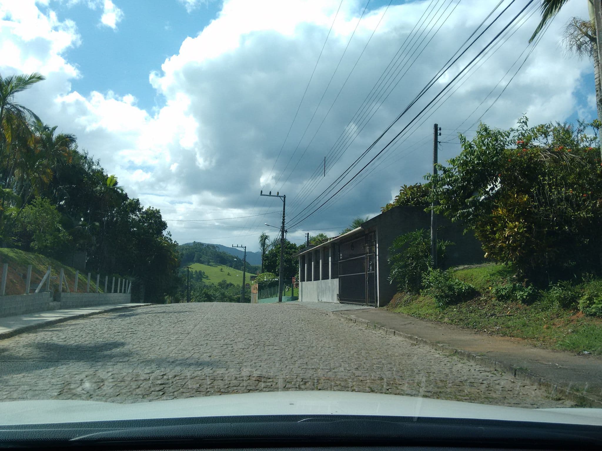Street view near Pousada Hetterich, Pomerode — © alvarenga (CC BY-SA · Mapillary)