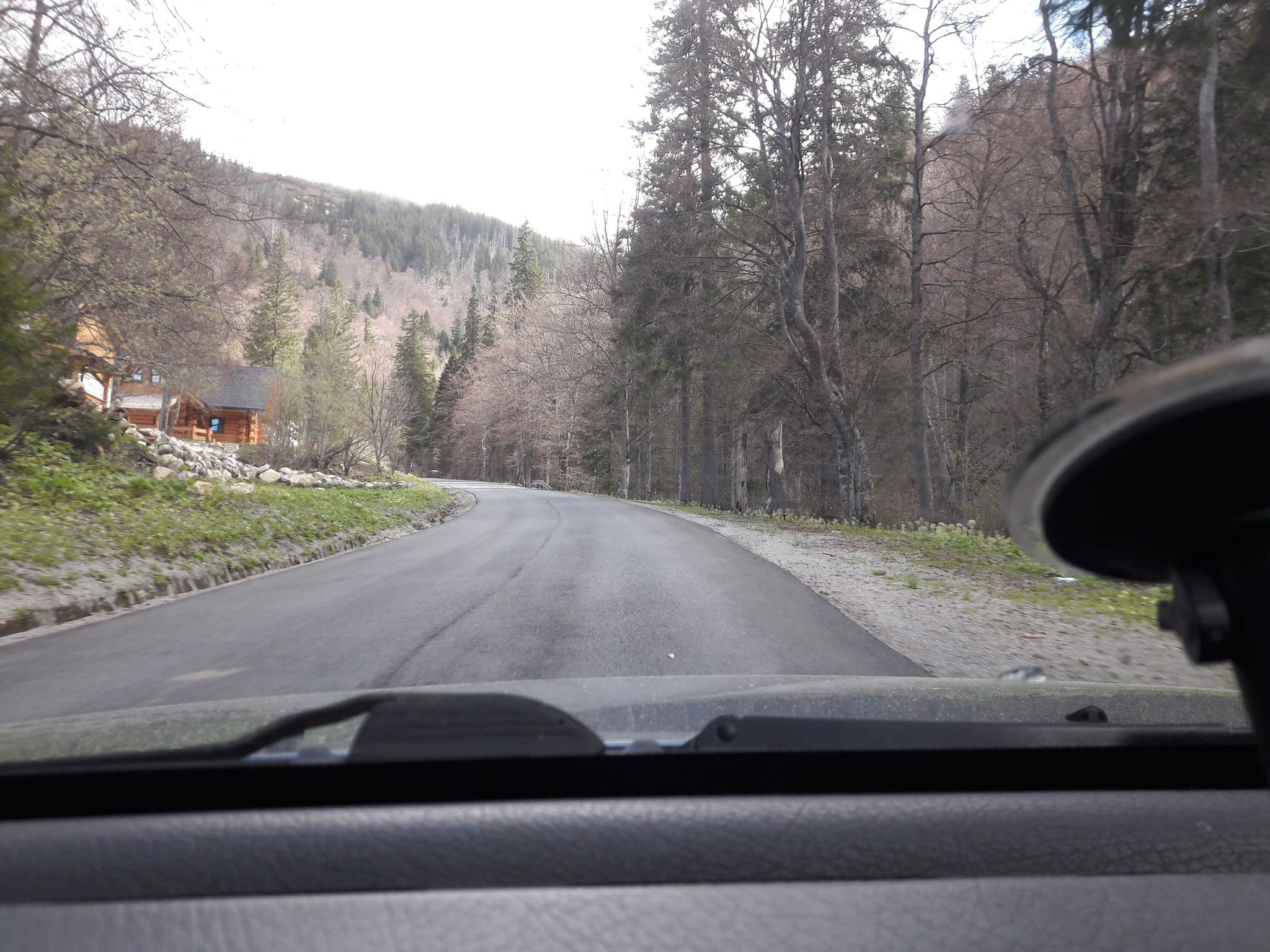 Street view near Zrub F, Valaská — © durko_freemap (CC BY-SA · Mapillary)
