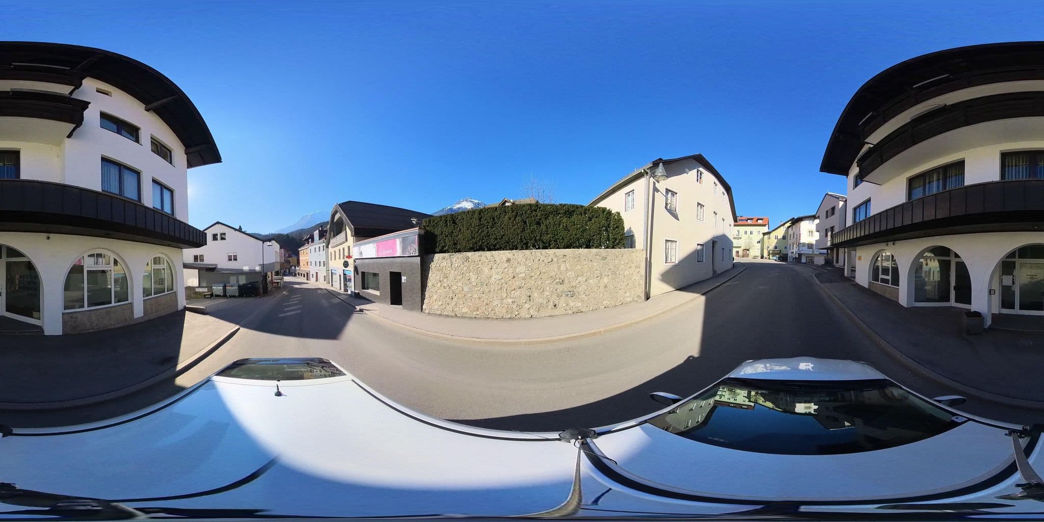 Street view near Pfarrgasse 36, Imst — © osmplus_org (CC BY-SA · Mapillary)
