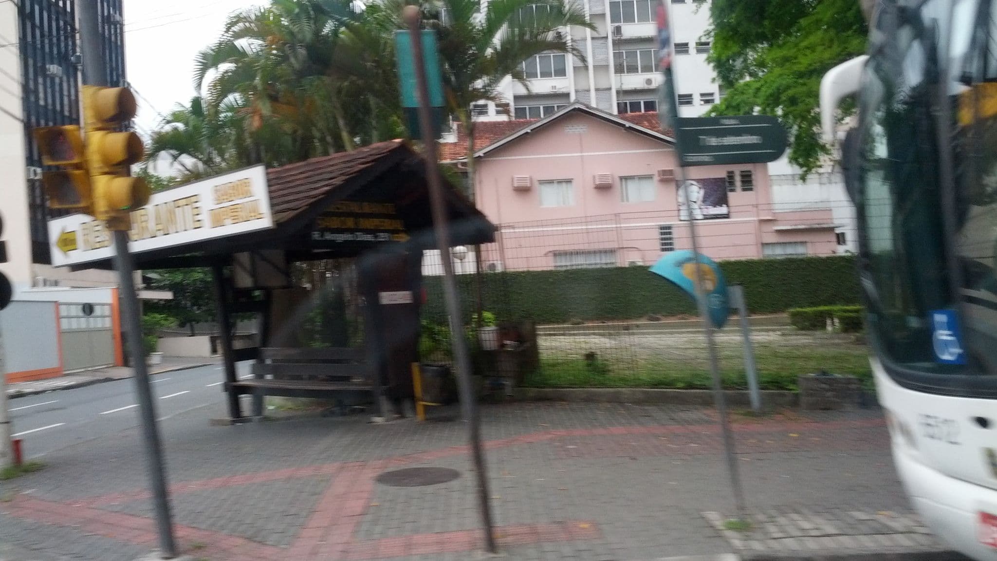 Street view near Hotel Rex, Blumenau — © poeiradasestrelas (CC BY-SA · Mapillary)