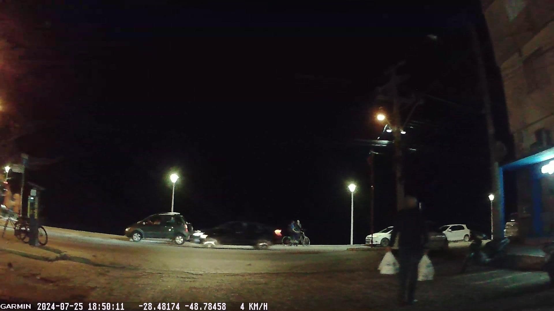Street view near Hotel Beira Mar, Laguna — © tomio (CC BY-SA · Mapillary)
