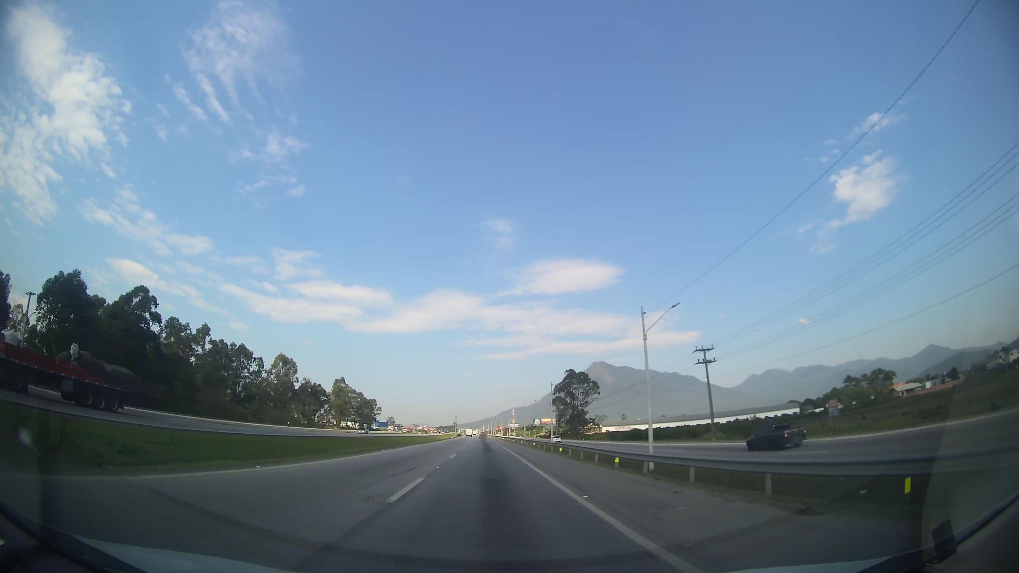 Street view near Sitio Pousada Serra do Tabuleiro, Palhoça — © marciosampaio (CC BY-SA · Mapillary)