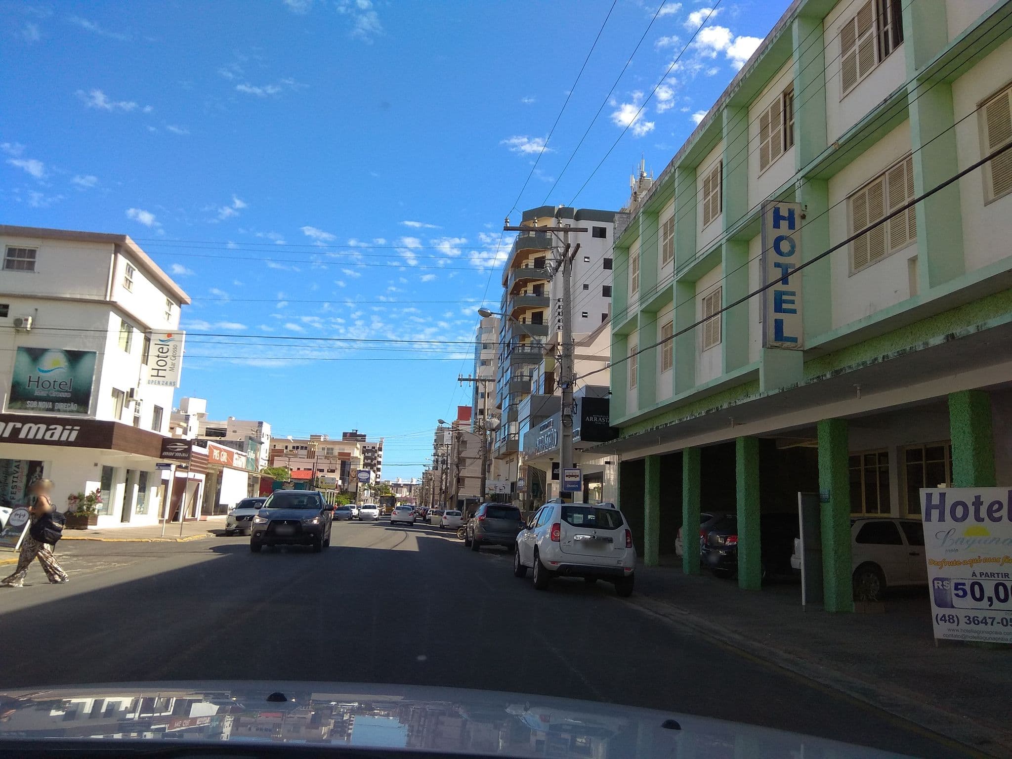 Street view near Hotel Laguna Praia, Laguna — © carlosbrys (CC BY-SA · Mapillary)
