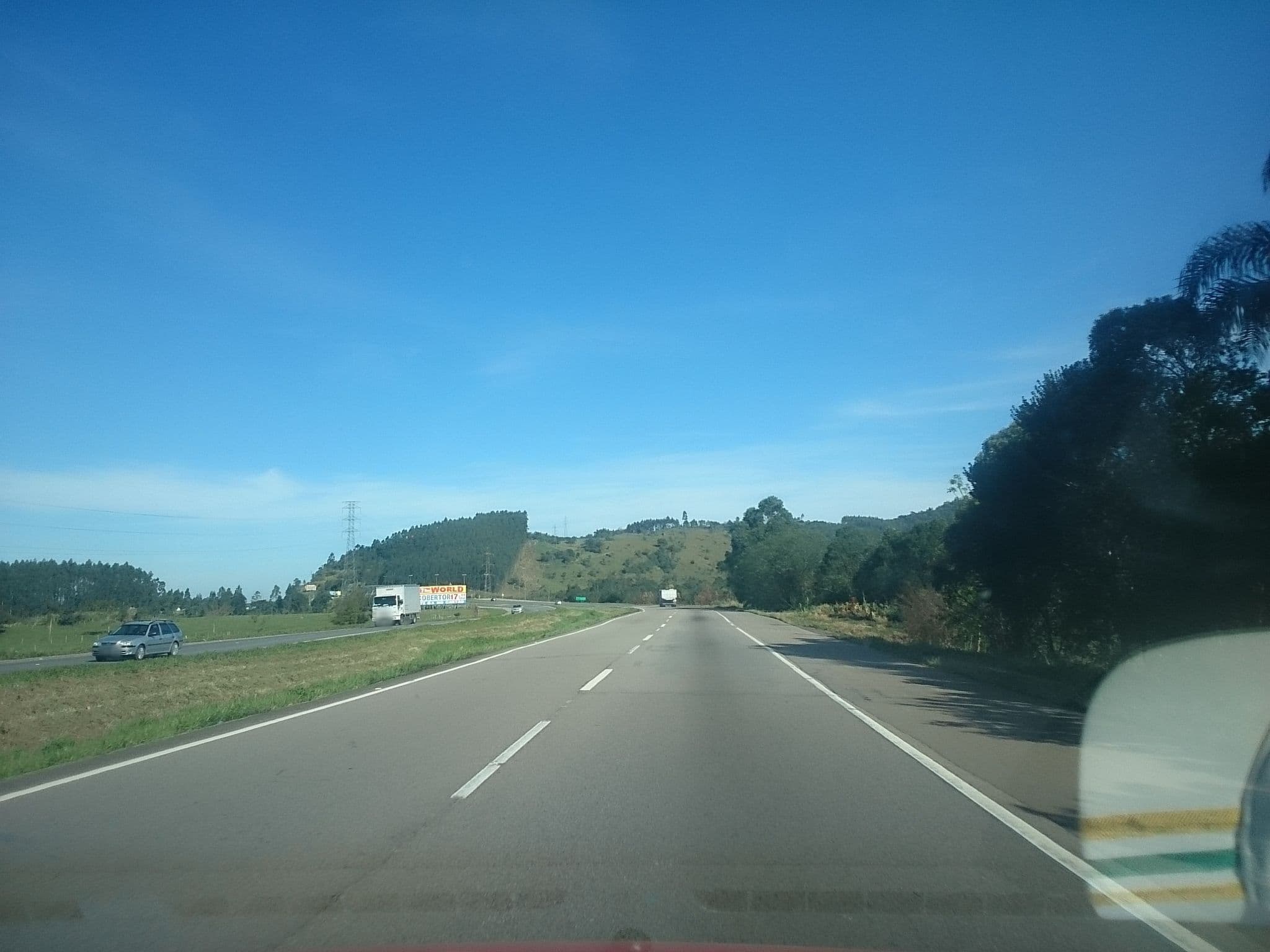 Street view near Pousada Casas No Rosa, Garopaba — © lageano (CC BY-SA · Mapillary)