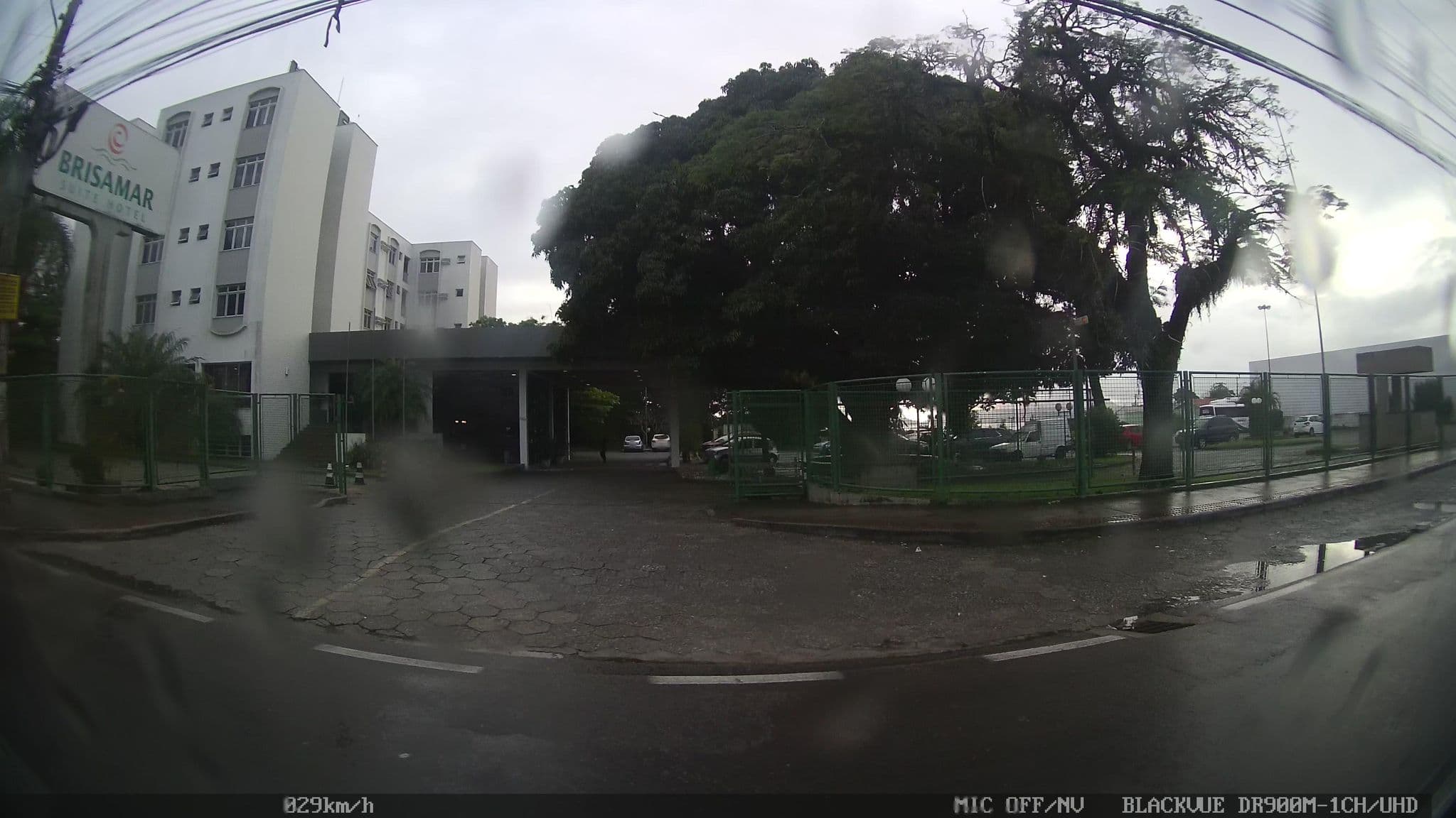 Street view near Brisamar Suite Hotel, São José — © kaart5 (CC BY-SA · Mapillary)
