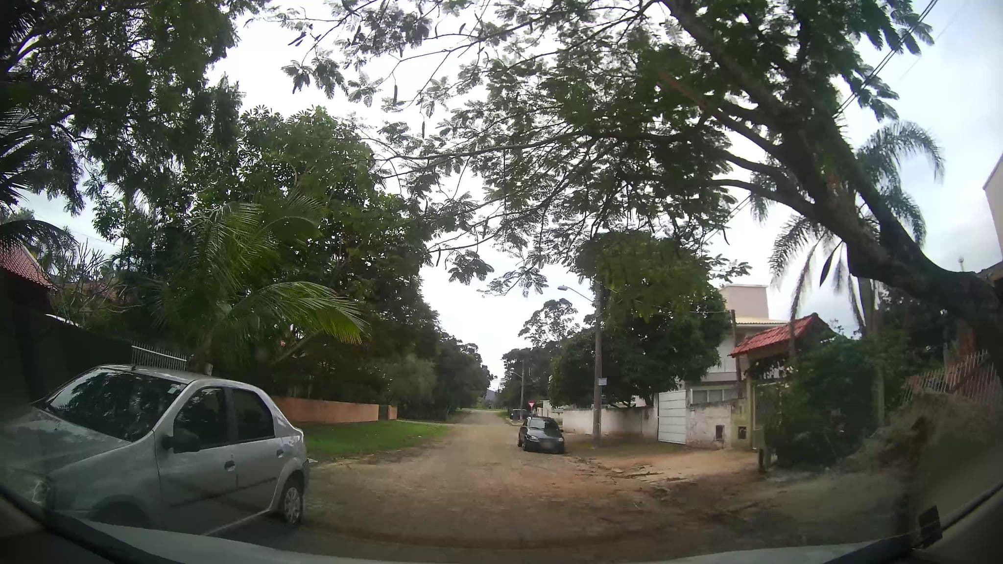 Street view near Floripa Lodge, Pantano do Sul — © marciosampaio (CC BY-SA · Mapillary)