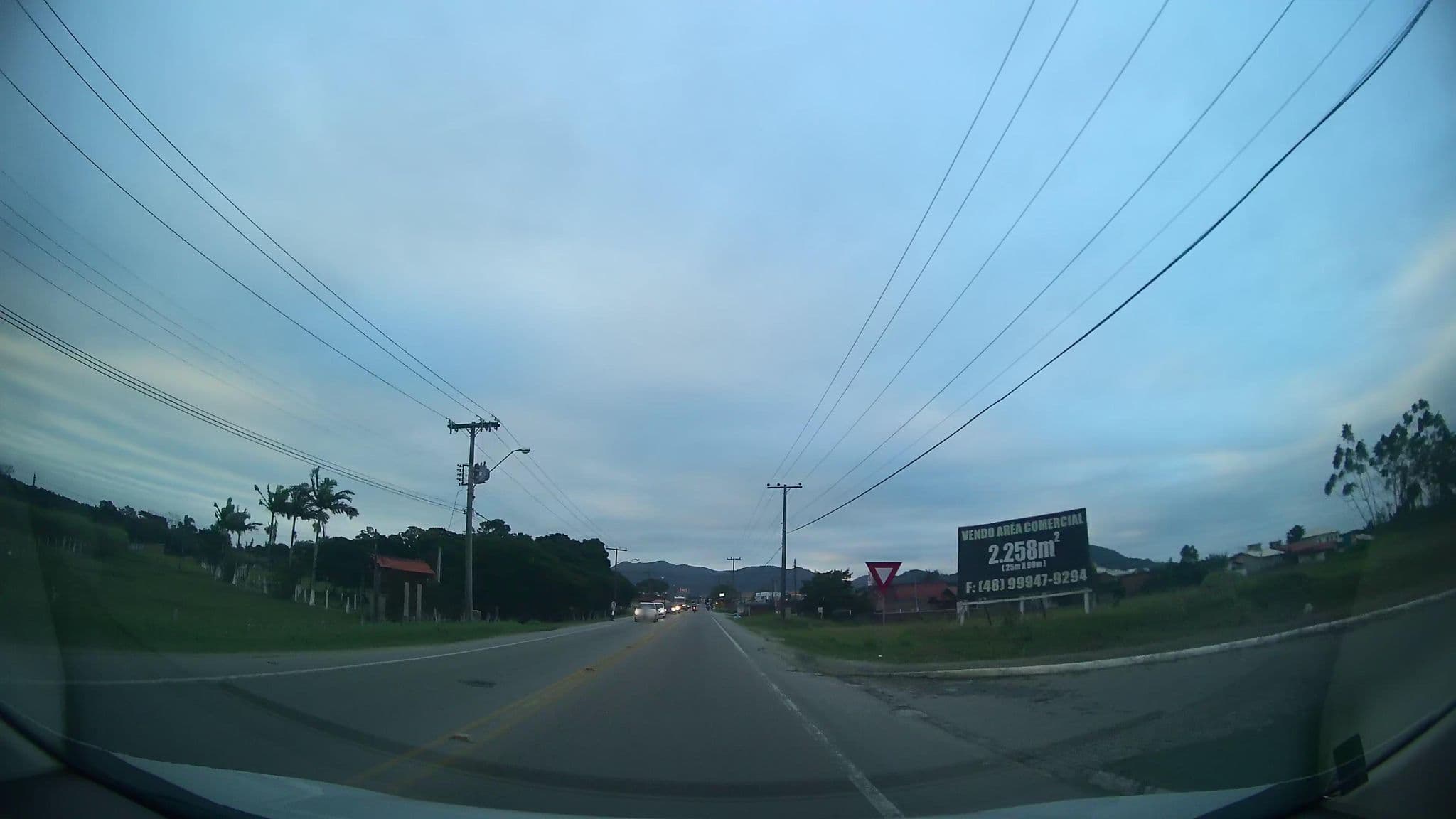 Street view near Ohana Hostel, Ribeirão da Ilha — © marciosampaio (CC BY-SA · Mapillary)