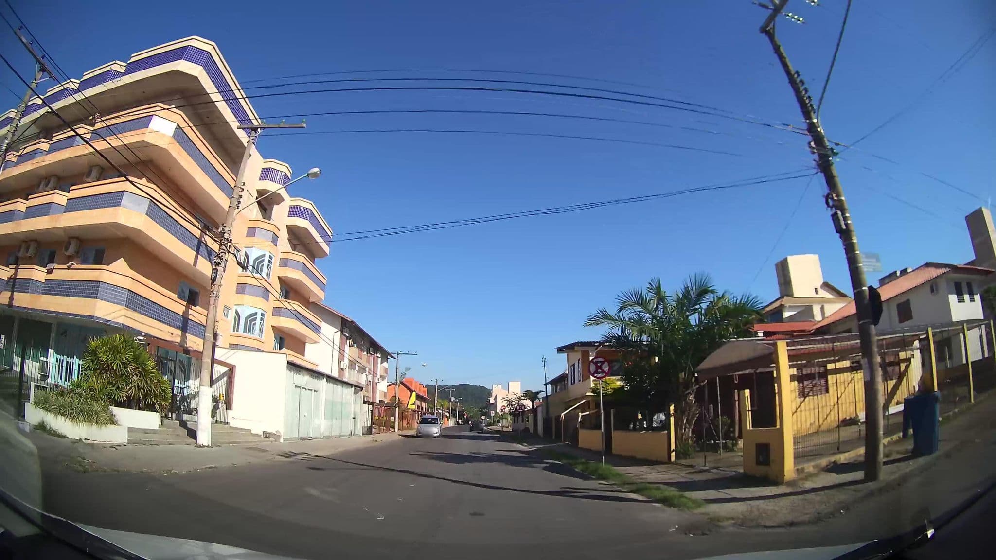 Street view near Coliseu Palace Residence, Governador Celso Ramos — © marciosampaio (CC BY-SA · Mapillary)