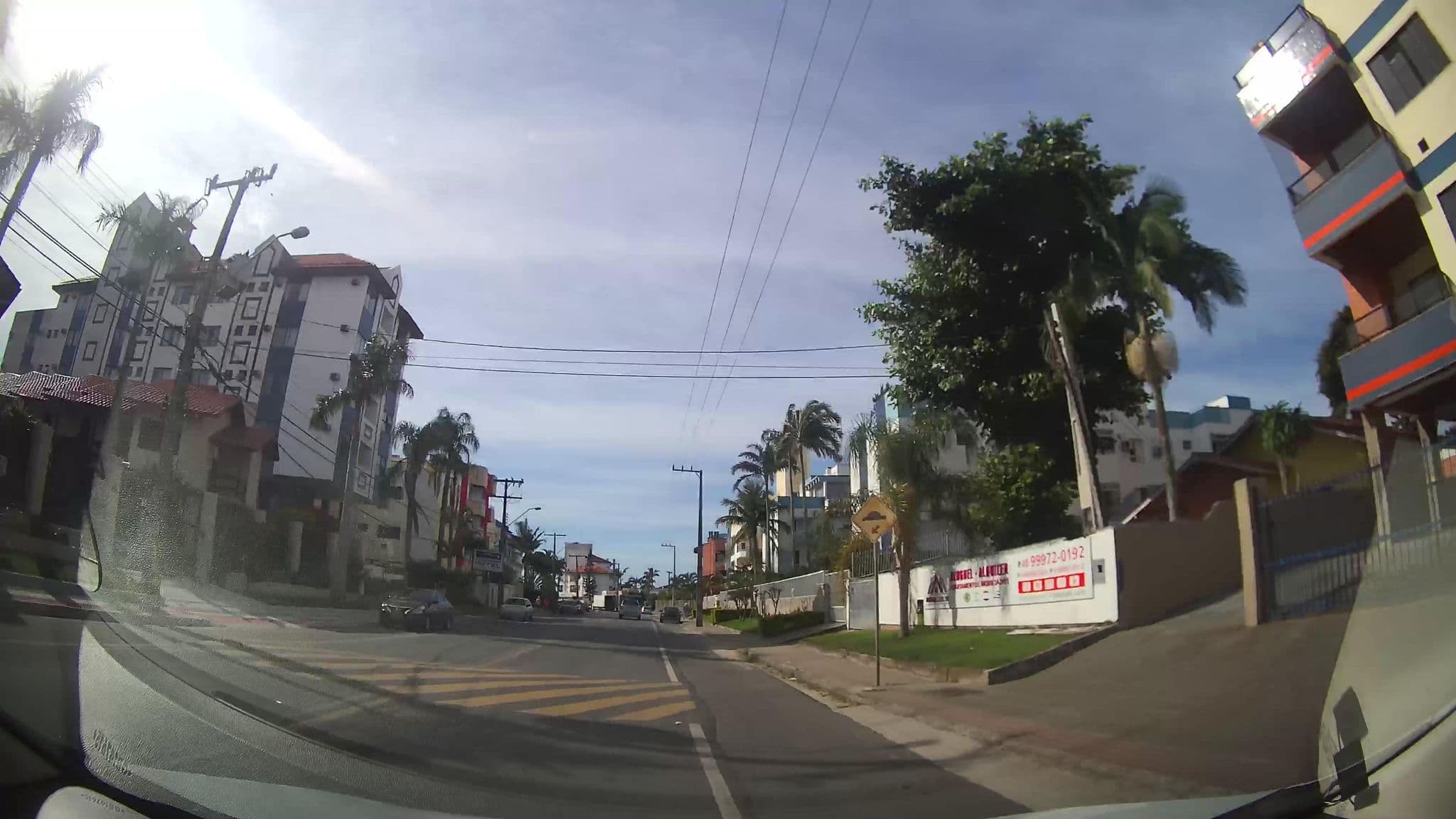 Street view near Gaivotas Praia Hotel, Itacorubi — © marciosampaio (CC BY-SA · Mapillary)