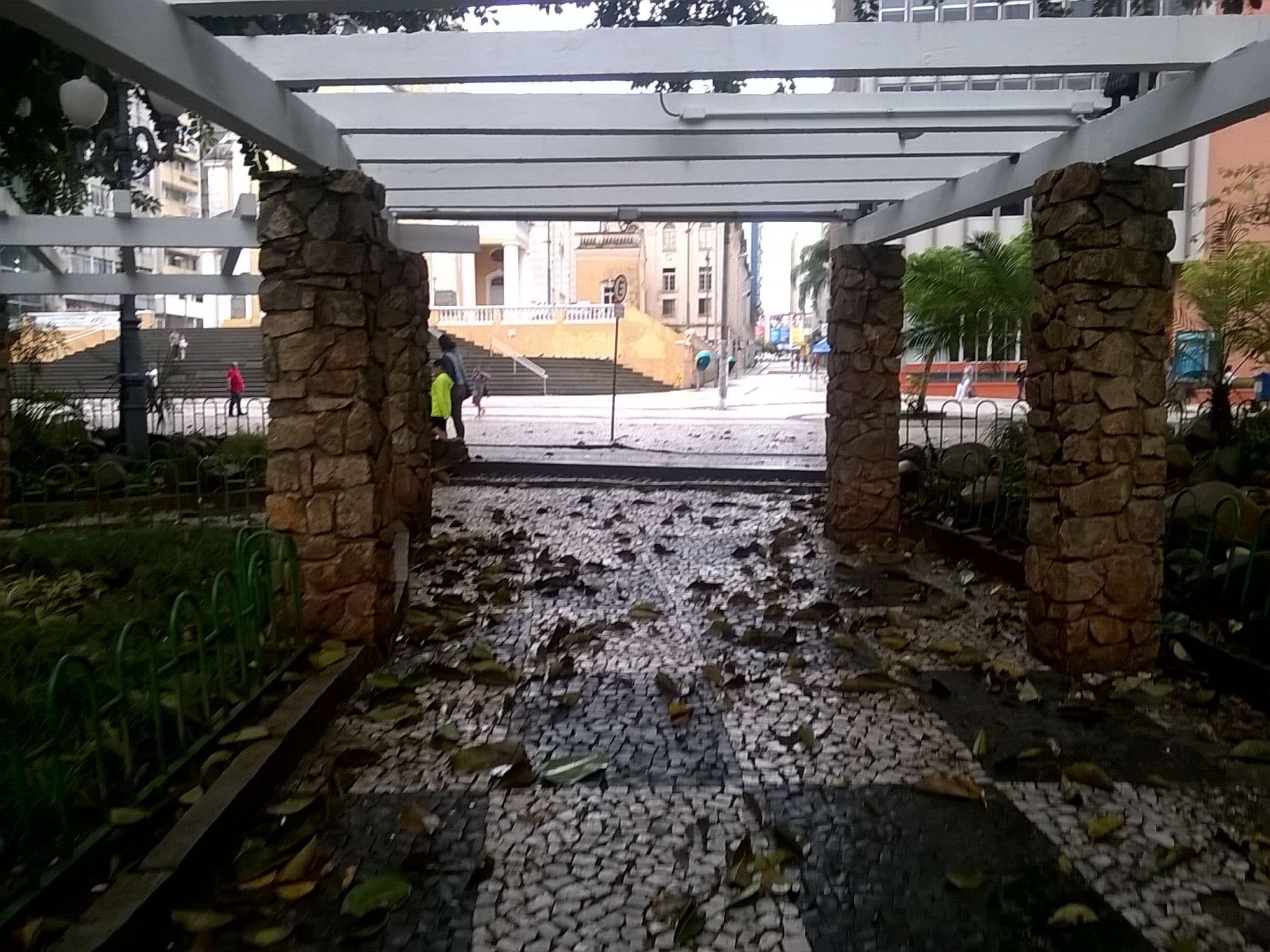 Street view near Pousada Florianopolis Viva Suas Ferias, Florianópolis — © mmvillasanti (CC BY-SA · Mapillary)