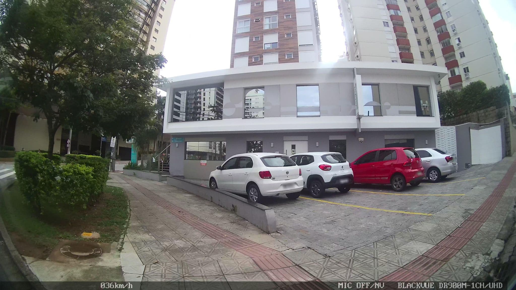 Street view near 758, Florianópolis — © kaart5 (CC BY-SA · Mapillary)