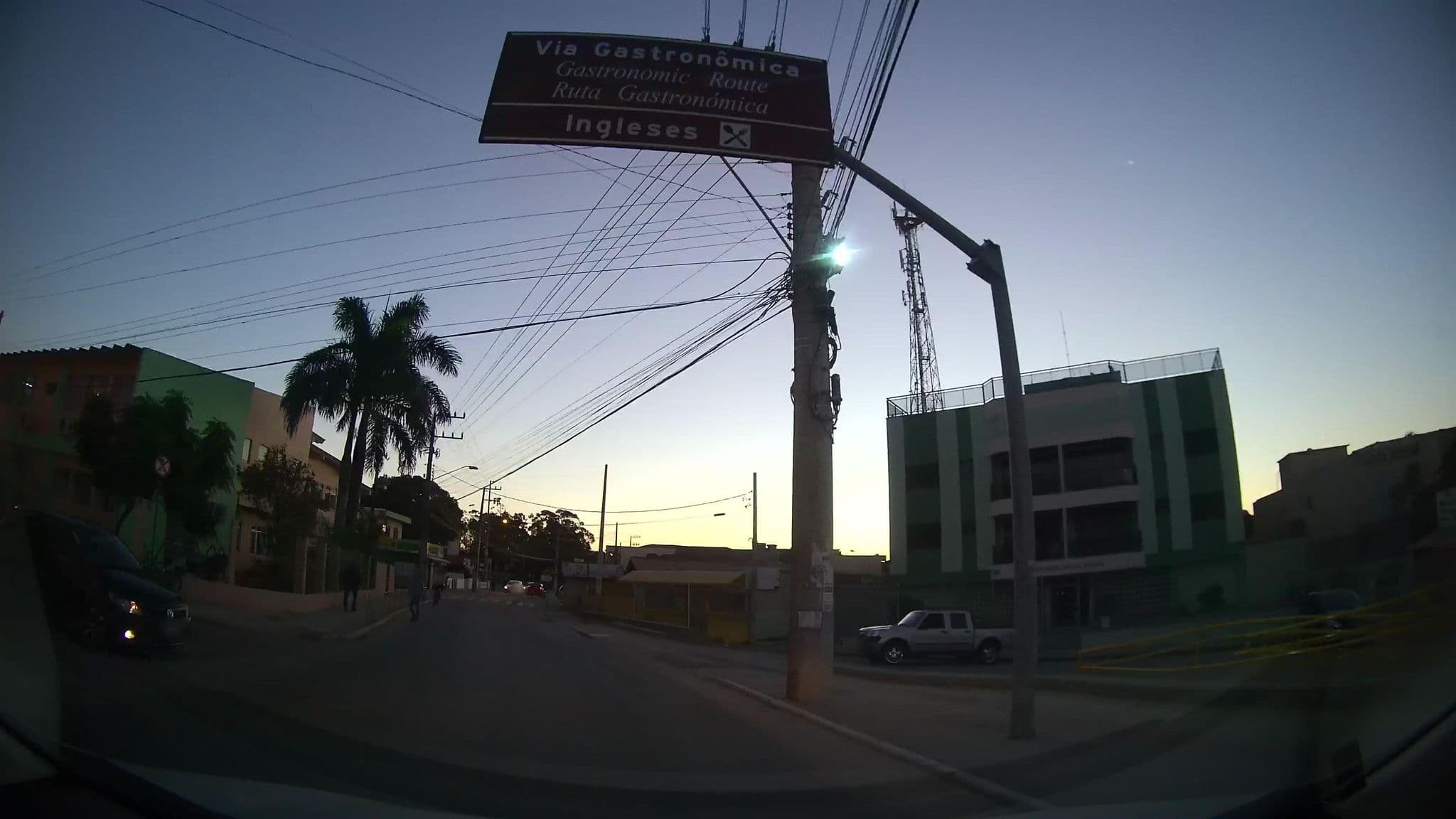 Street view near Atlantique Residence, Itacorubi — © marciosampaio (CC BY-SA · Mapillary)