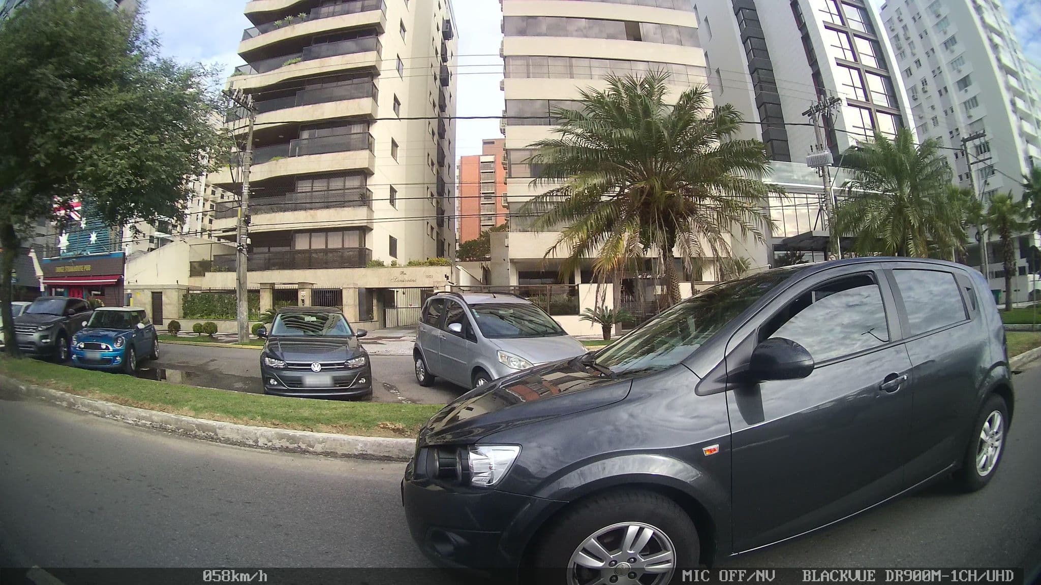Street view near Novotel Florianópolis, Florianópolis — © kaart5 (CC BY-SA · Mapillary)