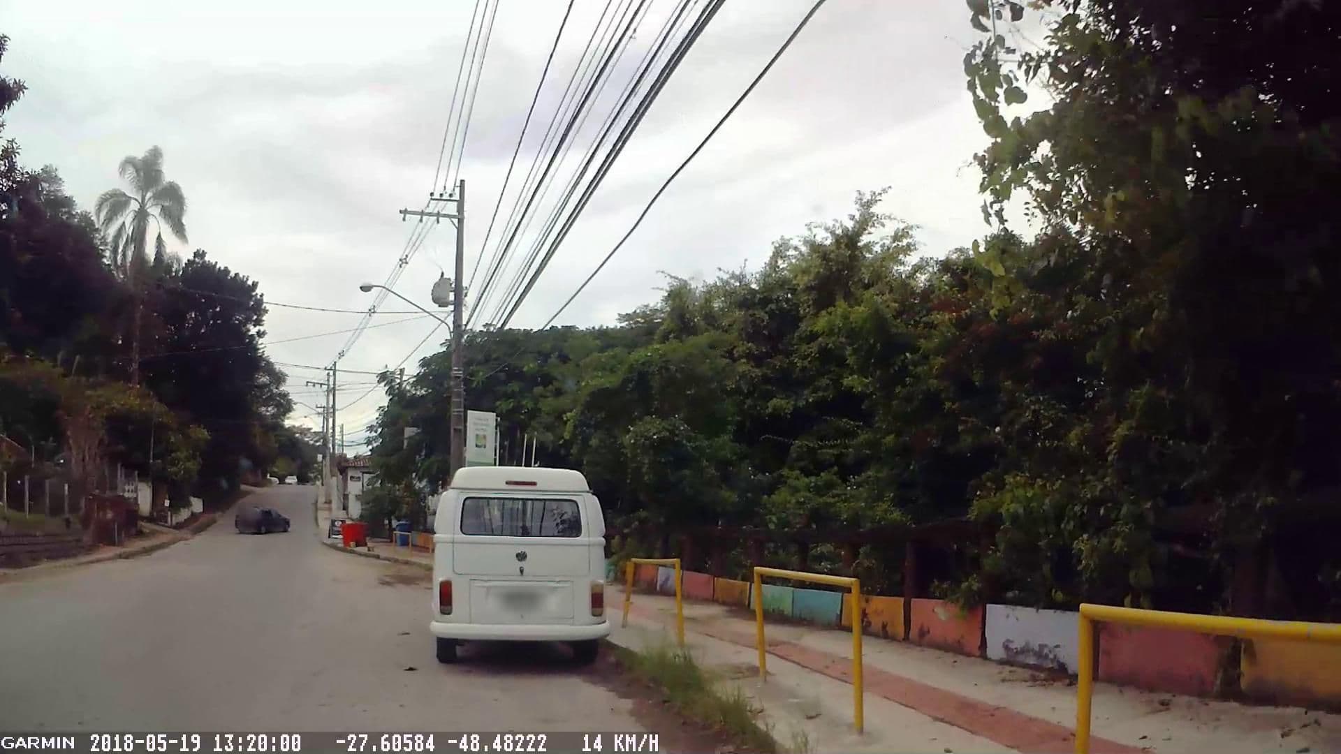 Street view near Hotel Saint Germain, Lagoa — © tomio (CC BY-SA · Mapillary)