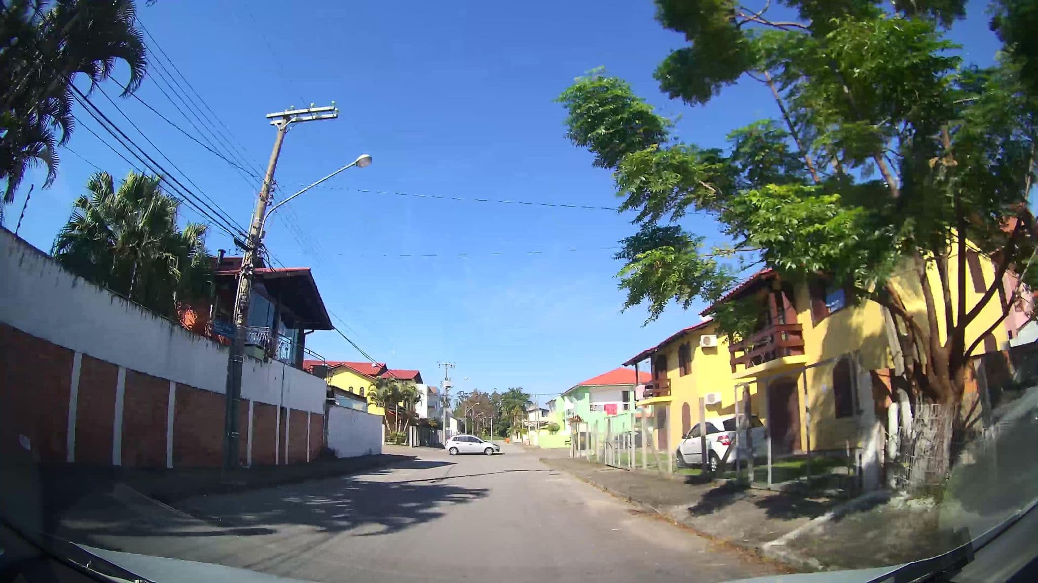 Street view near Pousada Maré Mansa, Governador Celso Ramos — © marciosampaio (CC BY-SA · Mapillary)