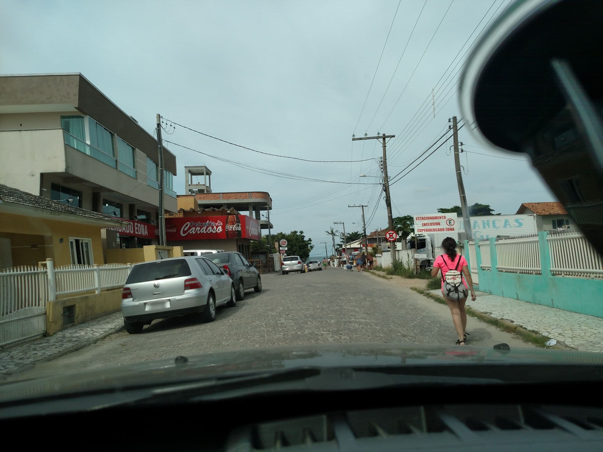 Street view near Pousada Bucaneiros, Bombinhas — © adrianojbr (CC BY-SA · Mapillary)