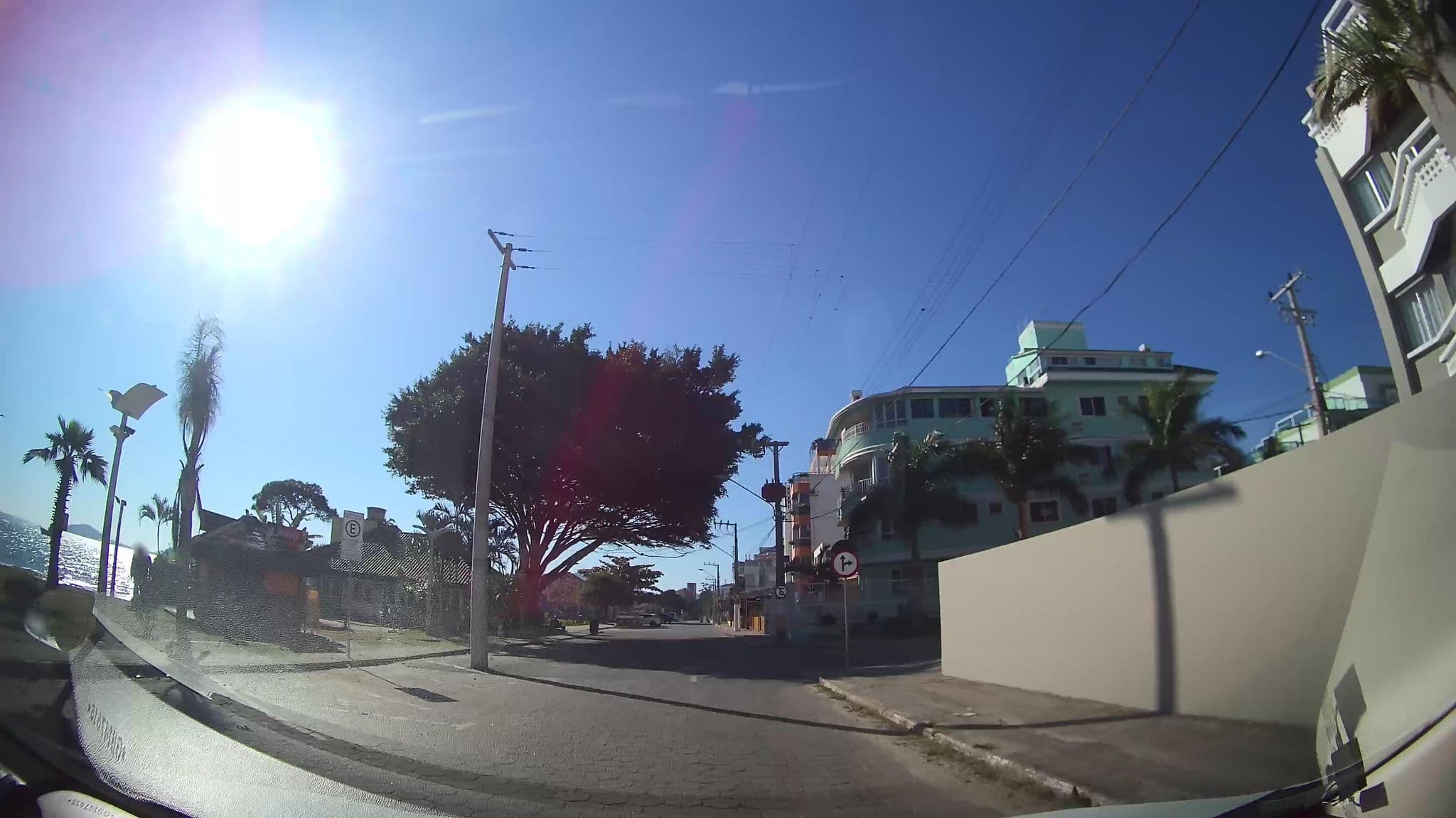 Street view near Residencial Canasbeach, Governador Celso Ramos — © marciosampaio (CC BY-SA · Mapillary)
