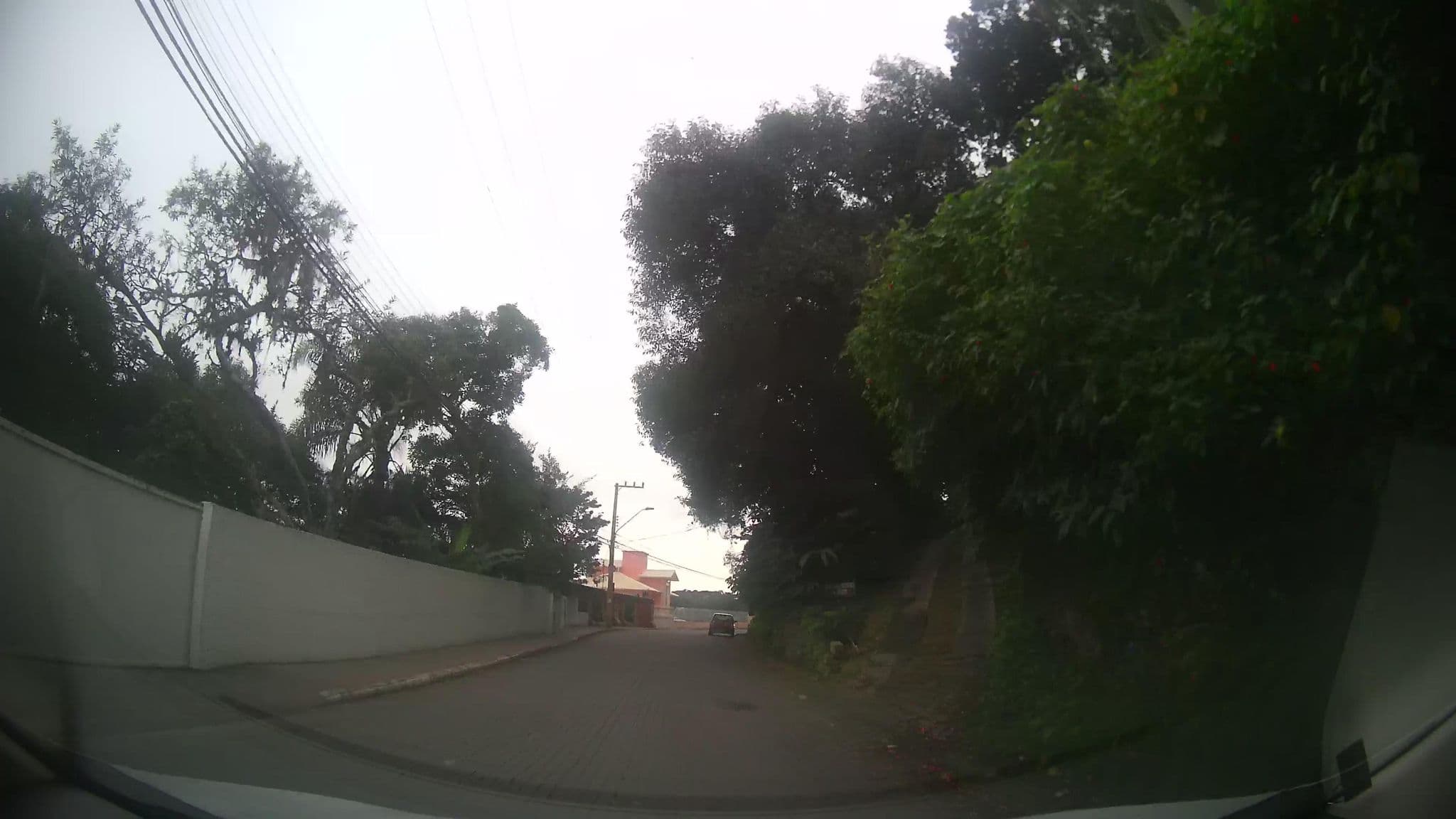Street view near Pouso da Poesia, Morro da Cruz — © marciosampaio (CC BY-SA · Mapillary)