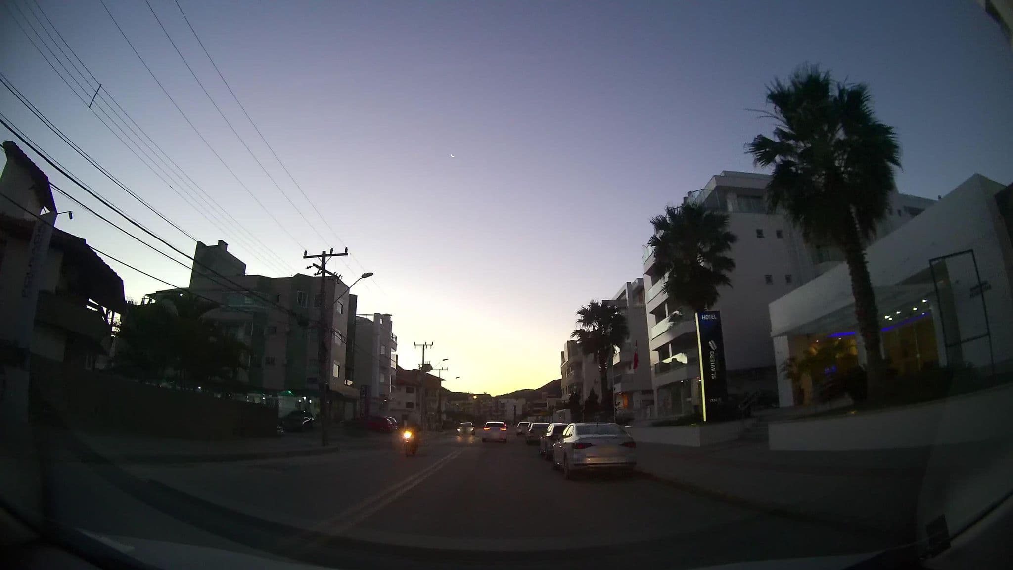 Street view near Ingleses Acquamar, Itacorubi — © marciosampaio (CC BY-SA · Mapillary)
