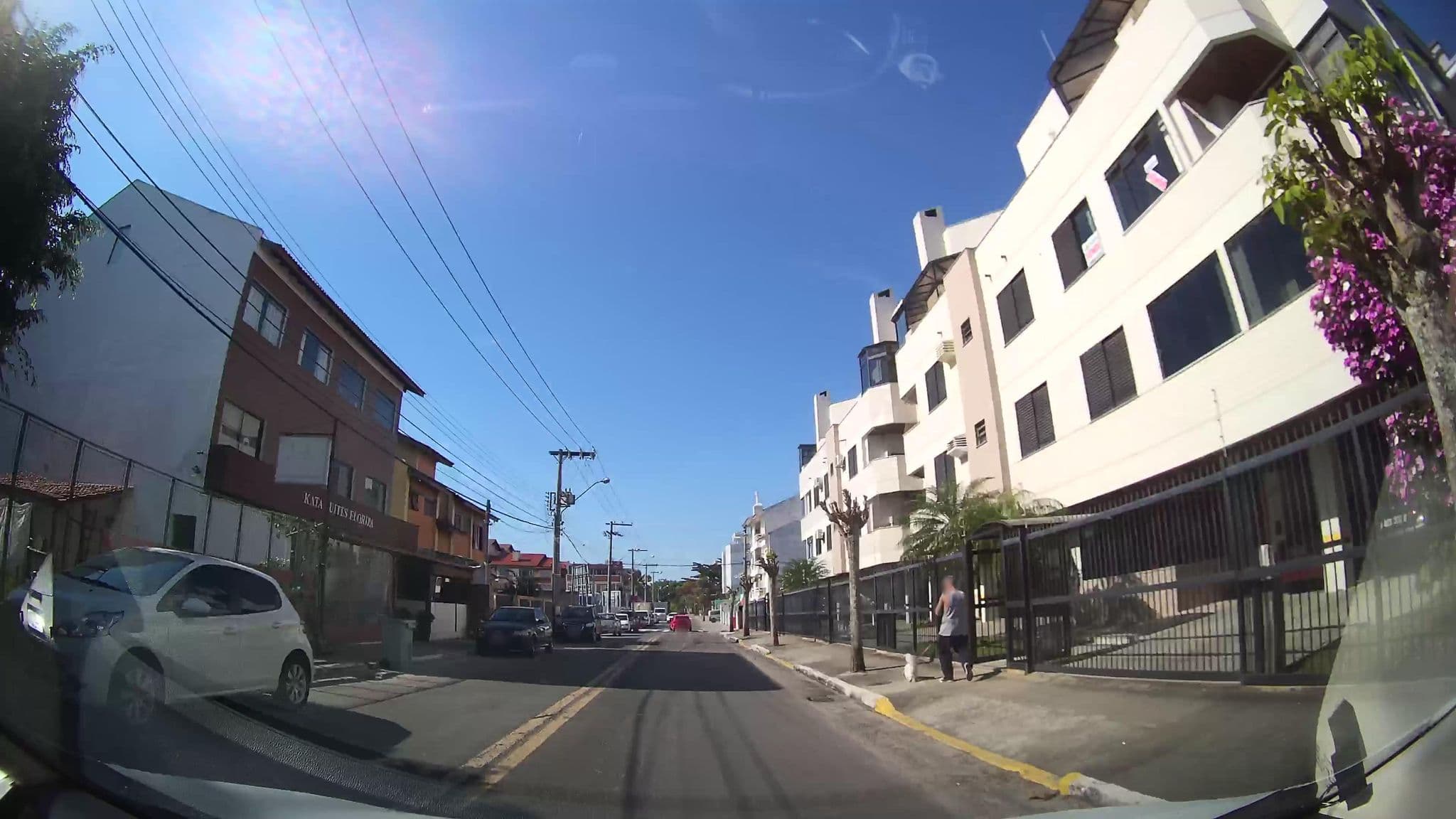 Street view near Pousada Ponta das Pedras, Governador Celso Ramos — © marciosampaio (CC BY-SA · Mapillary)