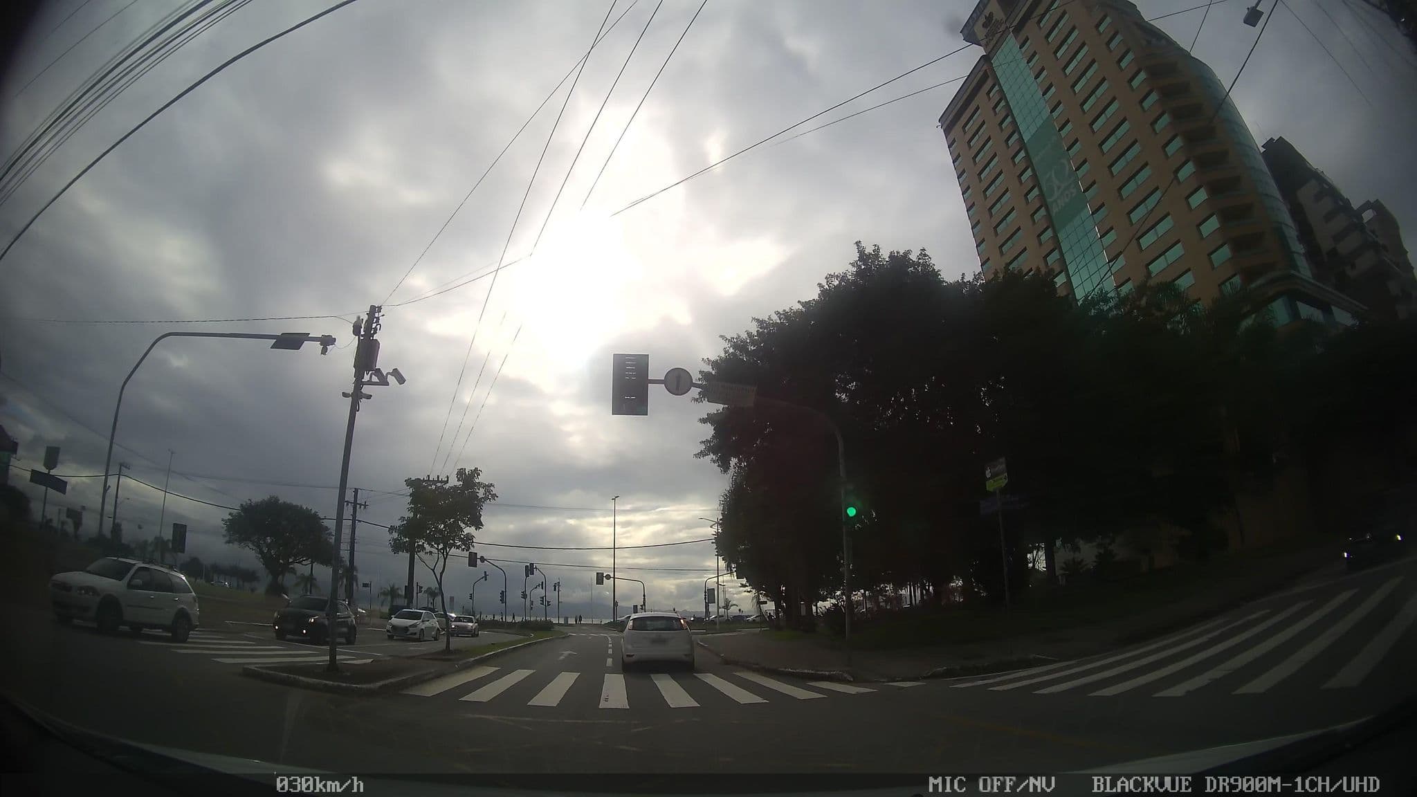 Street view near Sauna, Morro da Cruz — © kaart5 (CC BY-SA · Mapillary)