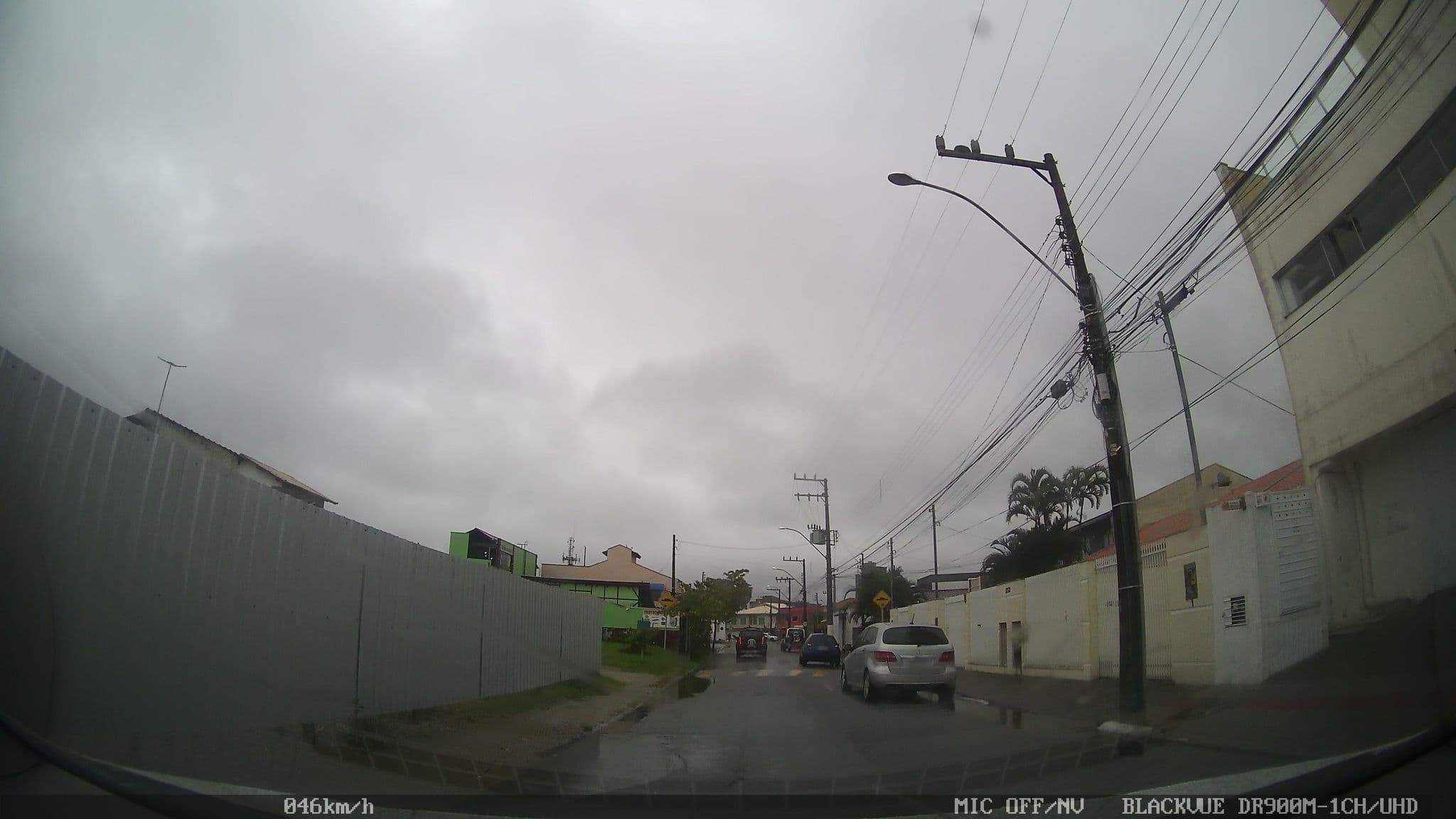 Street view near Fica, Vai Ter Bolo!, Itajaí — © kaart5 (CC BY-SA · Mapillary)