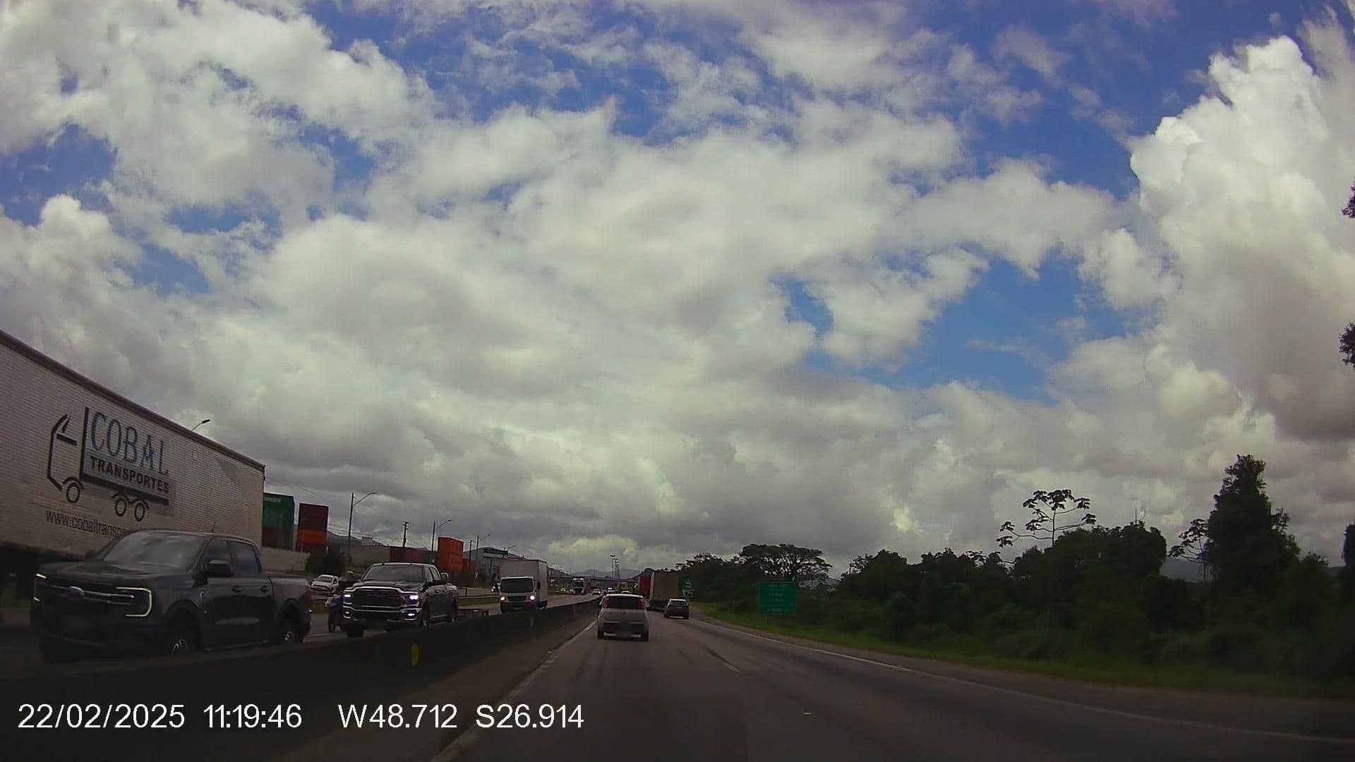Street view near Hotel 10, Itajaí — © tomio (CC BY-SA · Mapillary)