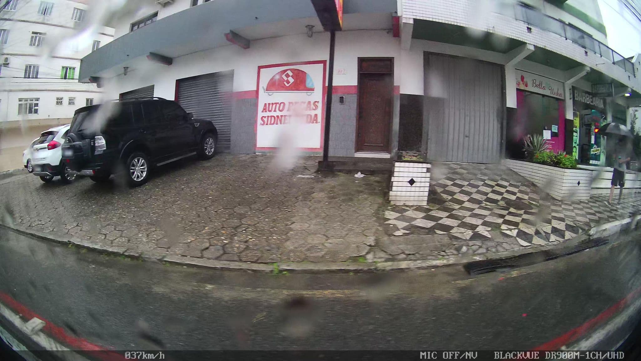 Street view near Hotel Vitória, Itajaí — © kaart5 (CC BY-SA · Mapillary)