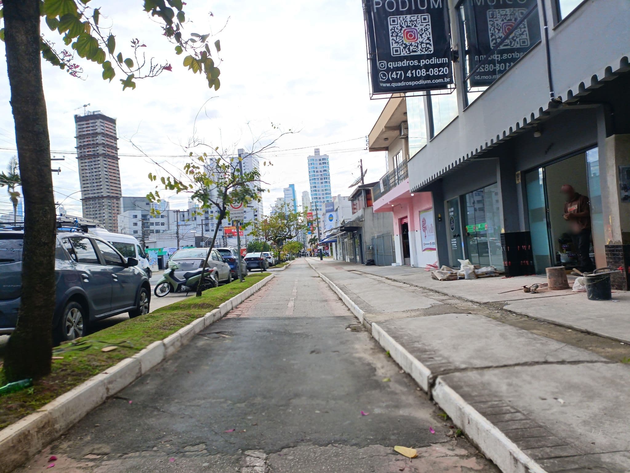 Street view near Hotel Candeias II, Balneário Camboriú — © ags1968 (CC BY-SA · Mapillary)