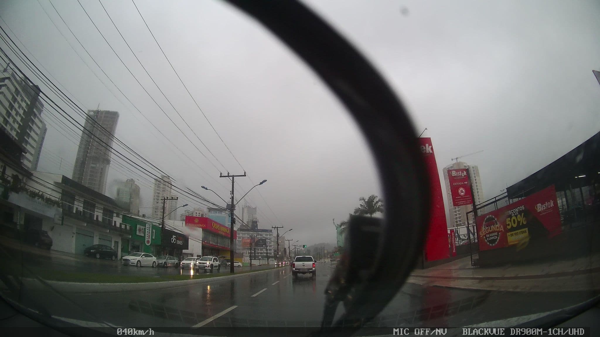 Street view near Innovare Slim Hotel, Itajaí — © kaart5 (CC BY-SA · Mapillary)