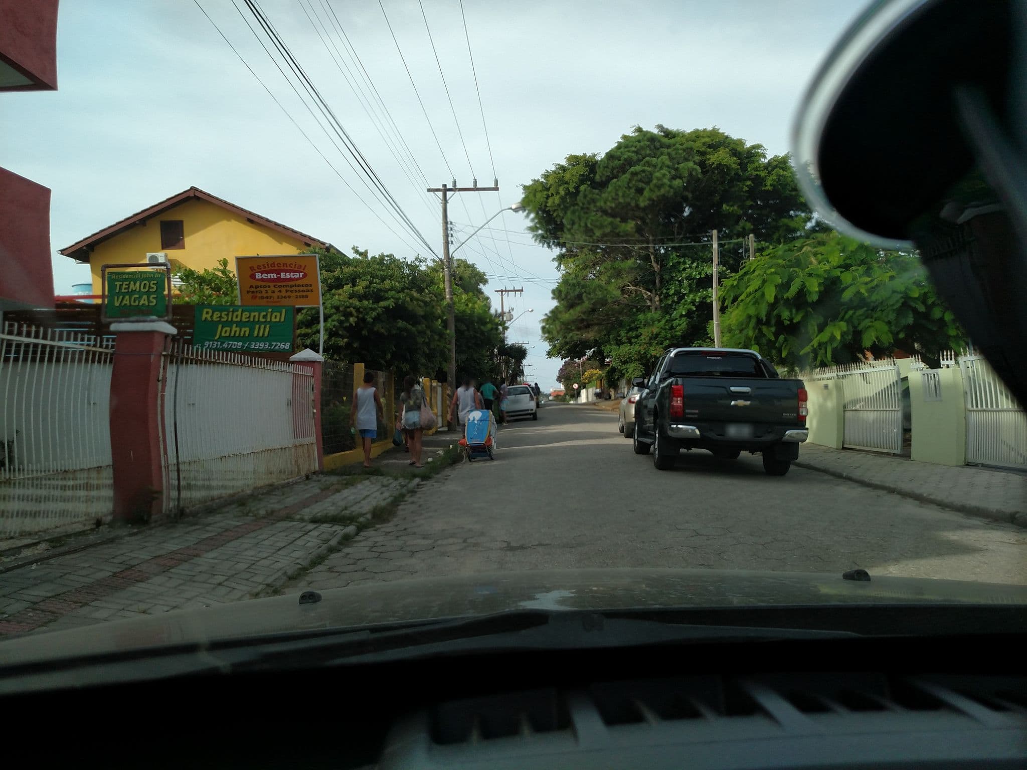 Street view near pousada atoba, Bombinhas — © adrianojbr (CC BY-SA · Mapillary)