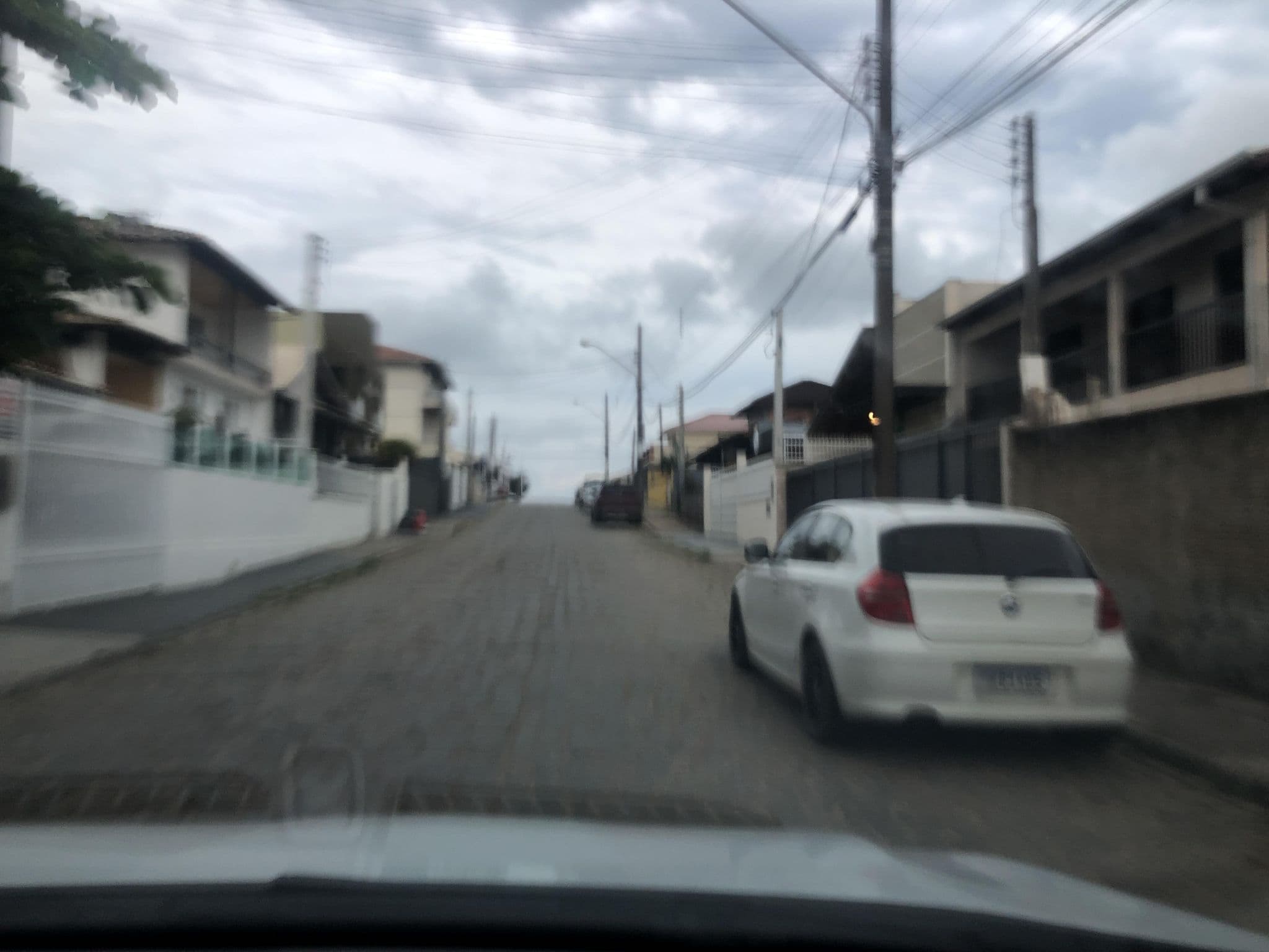 Street view near Babitonga Hostel, São Francisco do Sul — © alantiagofelipe (CC BY-SA · Mapillary)
