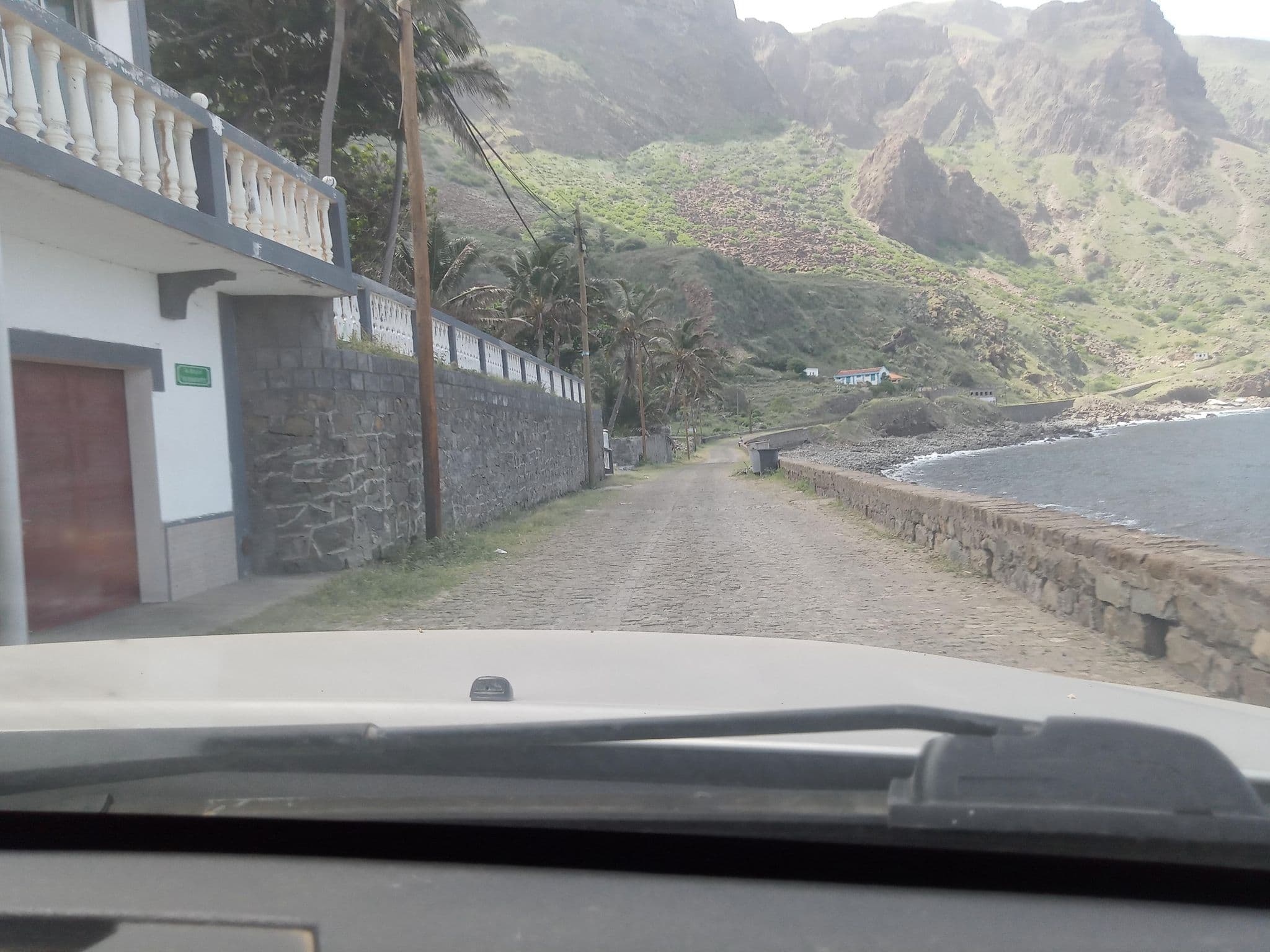 Street view near BAR DOS AMIGOS CAMPO - MOTEL and BAR RESTAURANT, Nova Sintra — © verdeano (CC BY-SA · Mapillary)