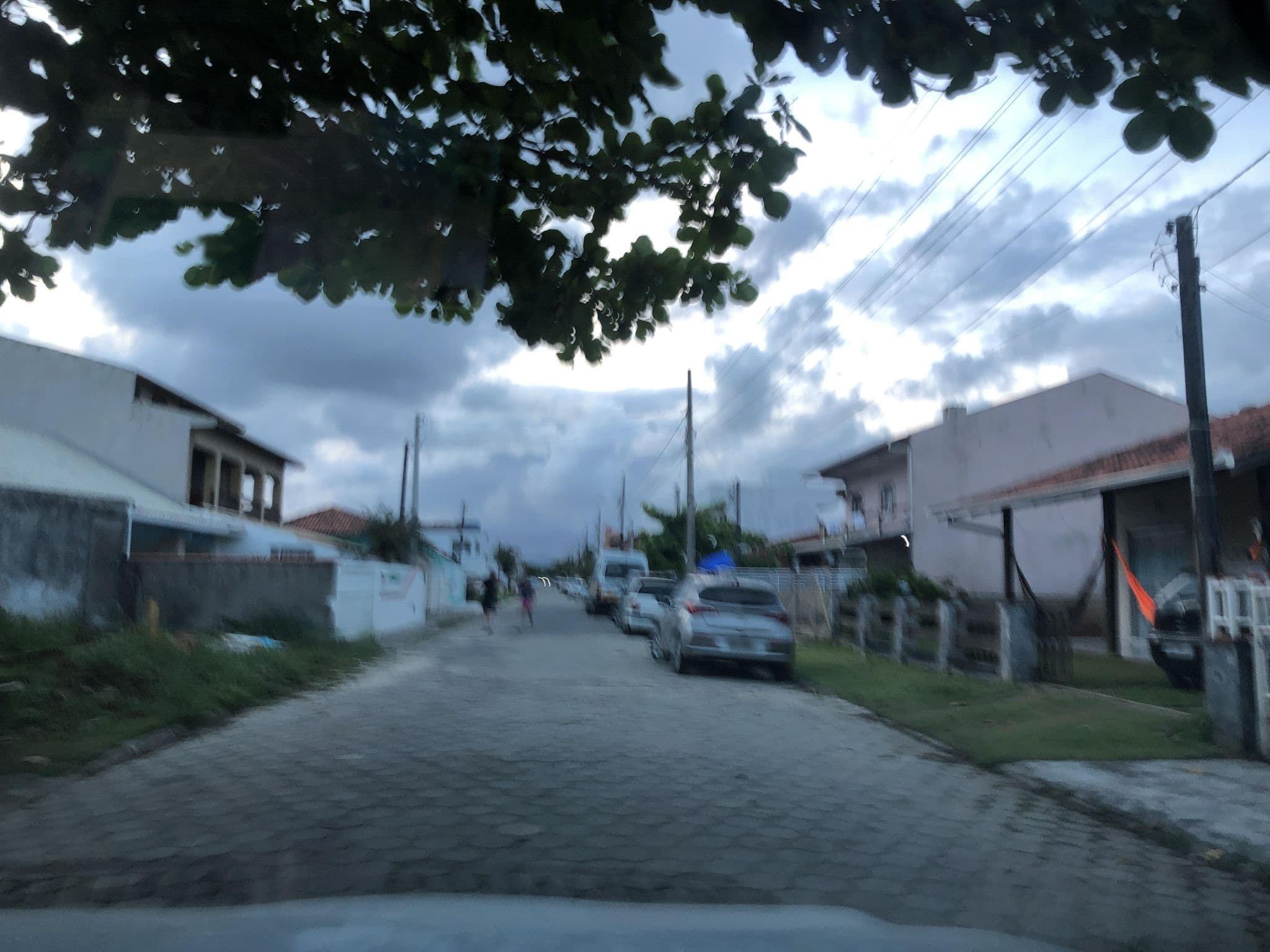 Street view near Pousada Ohana, São Francisco do Sul — © alantiagofelipe (CC BY-SA · Mapillary)