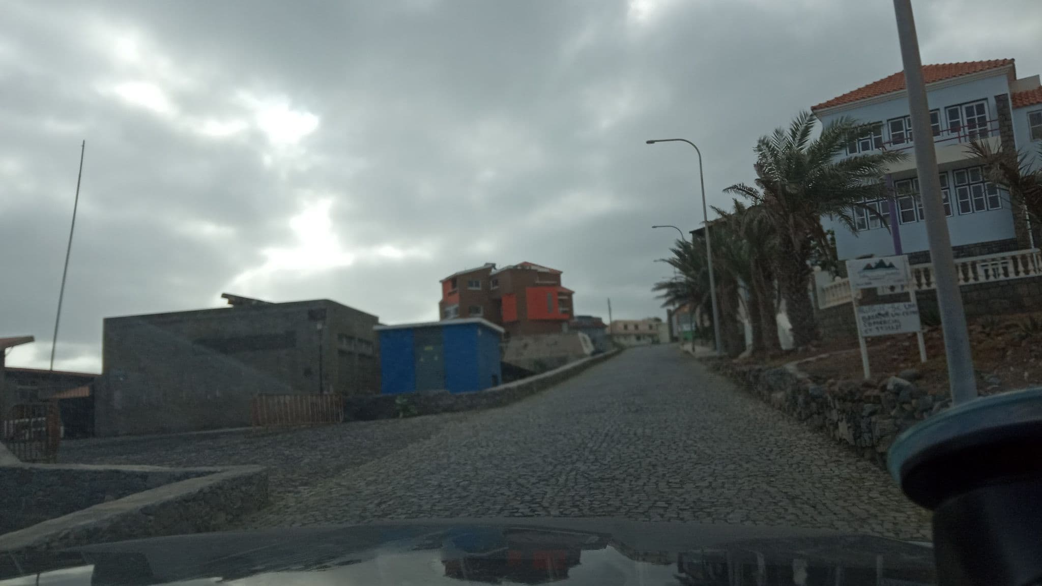 Street view near Trilhas & Montanhas, Ponta do Sol — © verdeano (CC BY-SA · Mapillary)