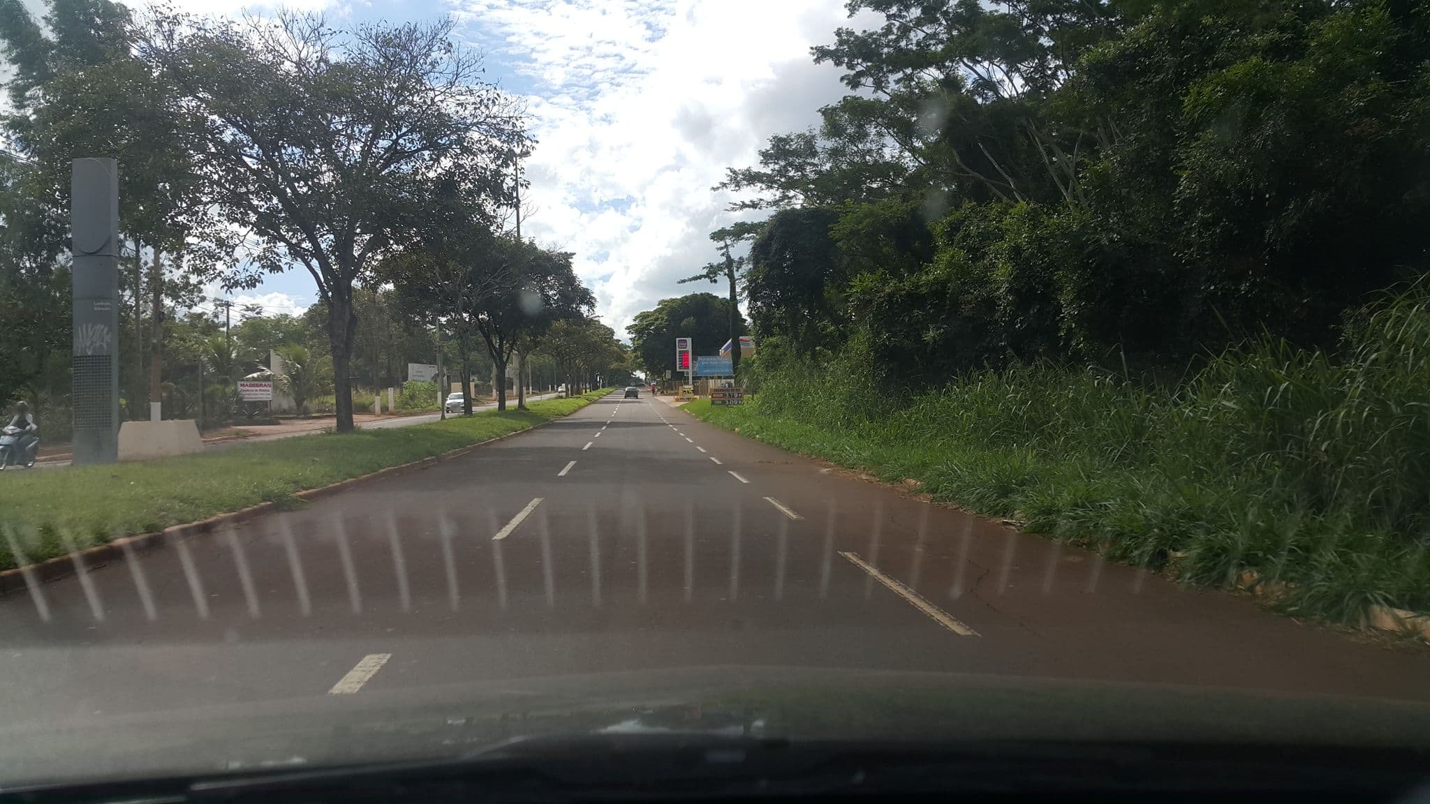 Street view near Hotel Planalto Sul, Dourados — © ursobranco4467 (CC BY-SA · Mapillary)