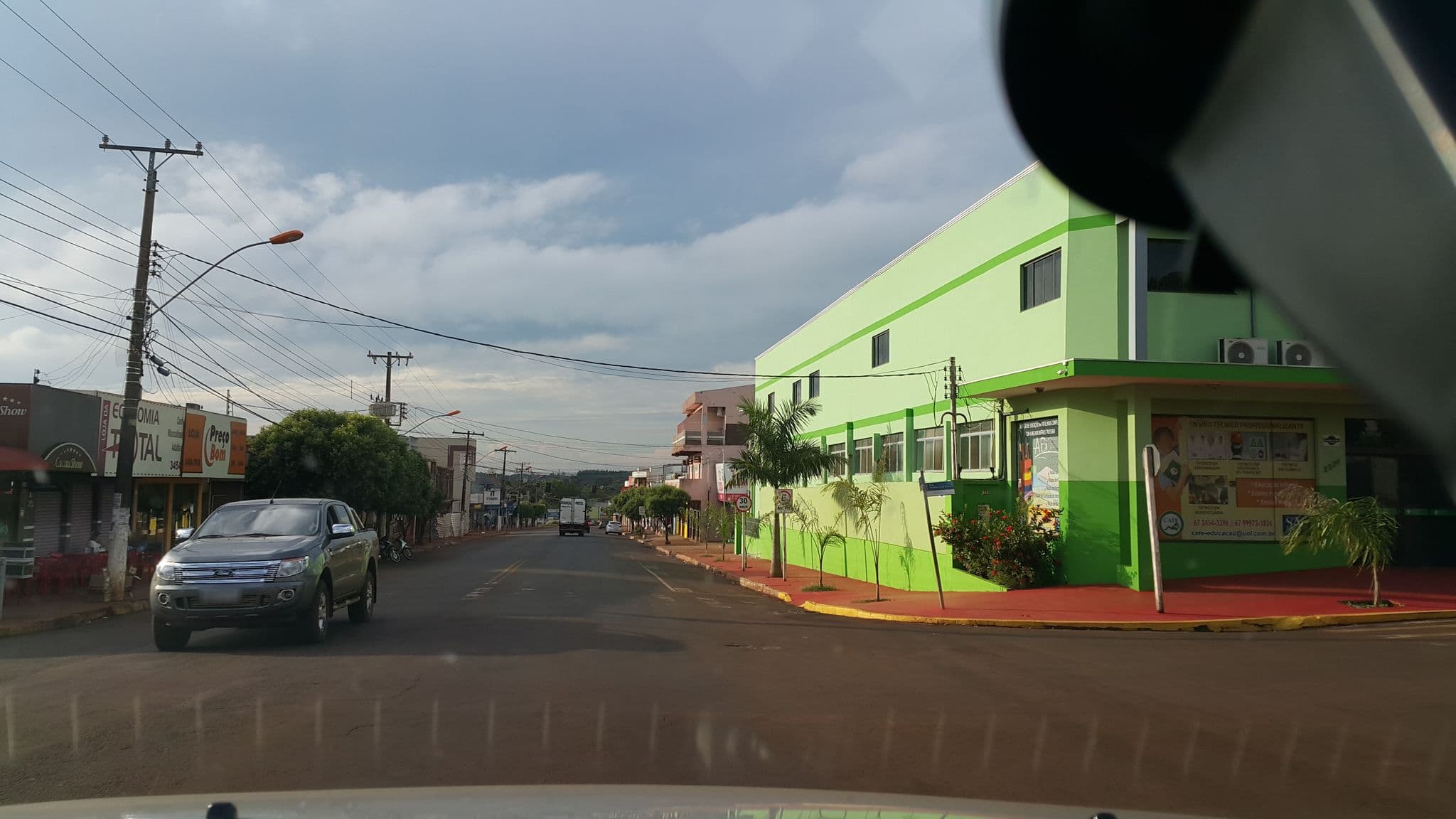 Street view near Hotel Central, Maracaju — © ursobranco4467 (CC BY-SA · Mapillary)