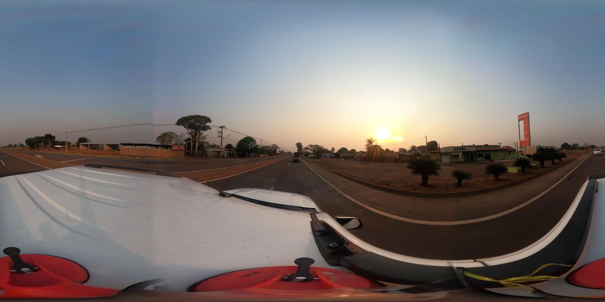 Street view near Hotel Guerreiro's, Itaporã — © jaderbavaresco (CC BY-SA · Mapillary)