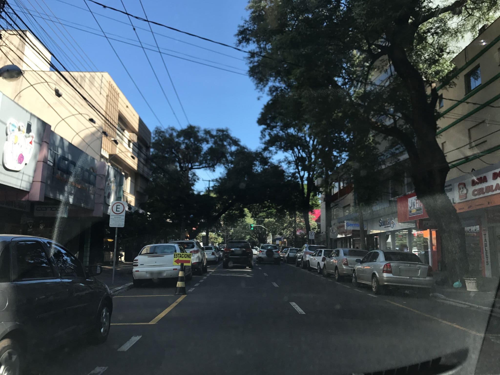 Street view near Harbor Self Cidade Verde, Maringá — © wesleygmartins (CC BY-SA · Mapillary)