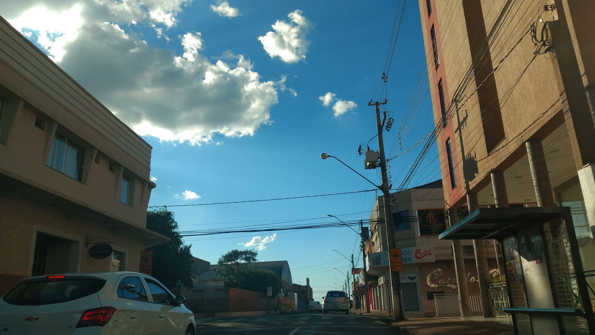 Street view near Hotel Santa Helena, Guarapuava — © dagon01 (CC BY-SA · Mapillary)