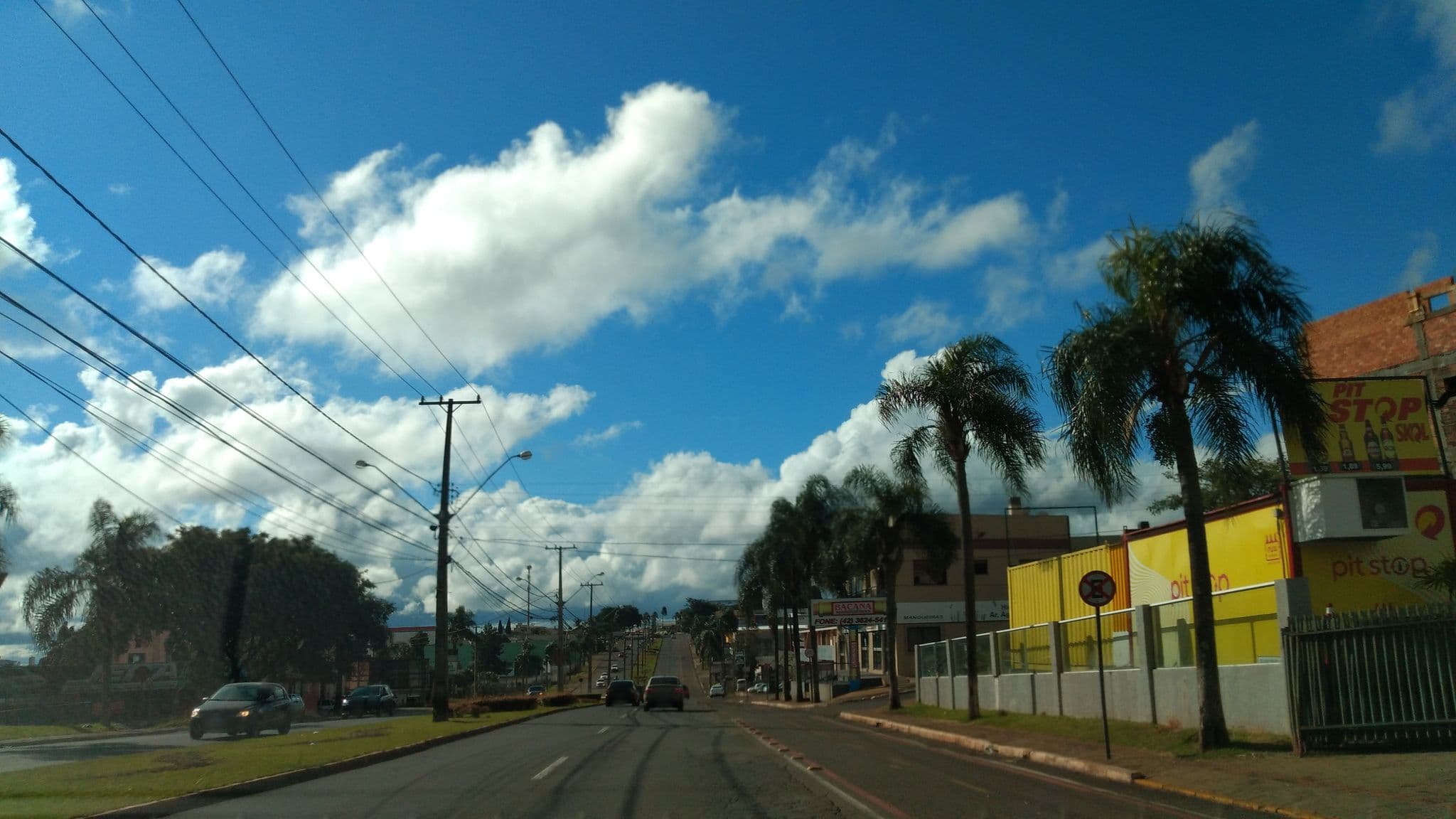 Street view near Hotel São Marcos / Guarapuava, Guarapuava — © dagon01 (CC BY-SA · Mapillary)