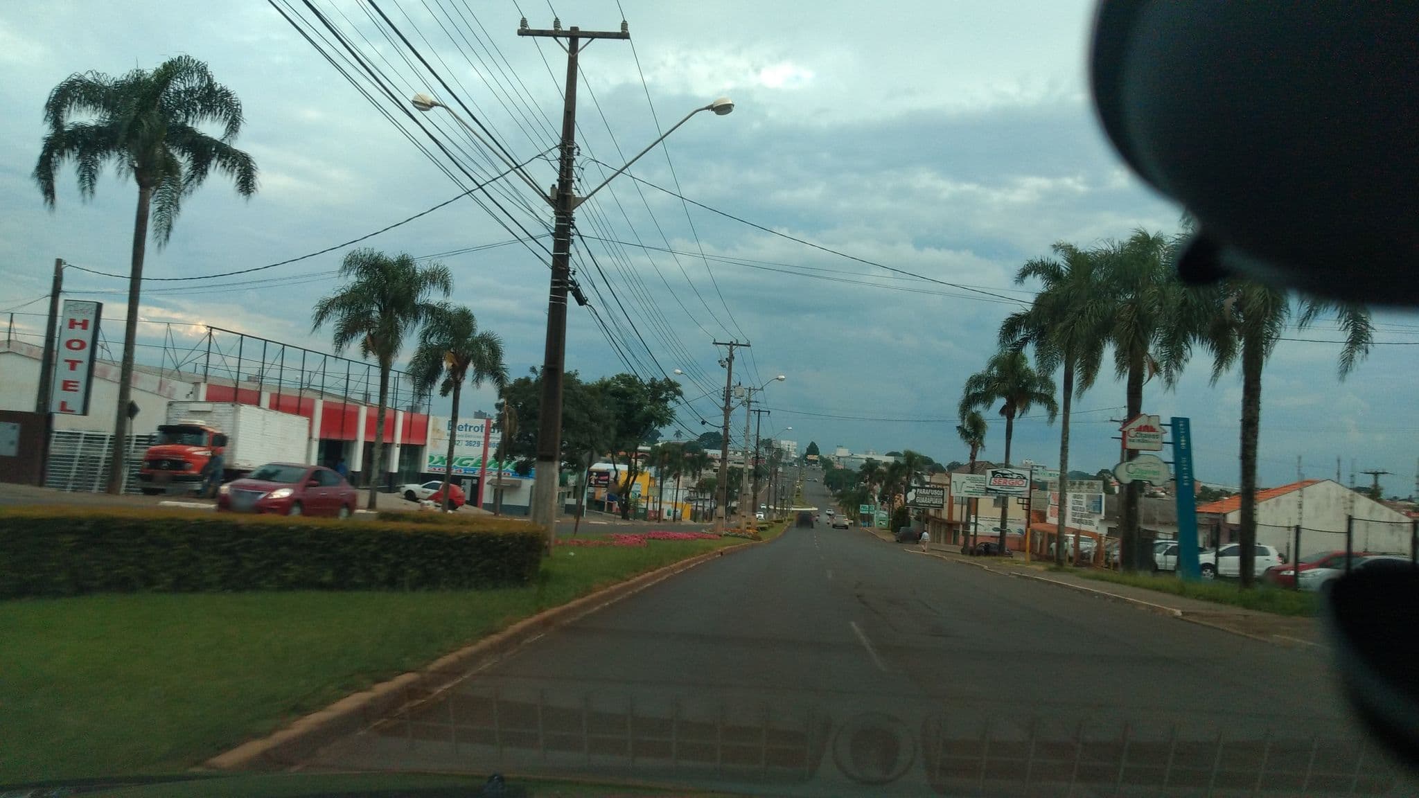 Street view near Hotel Rocha's, Guarapuava — © dagon01 (CC BY-SA · Mapillary)