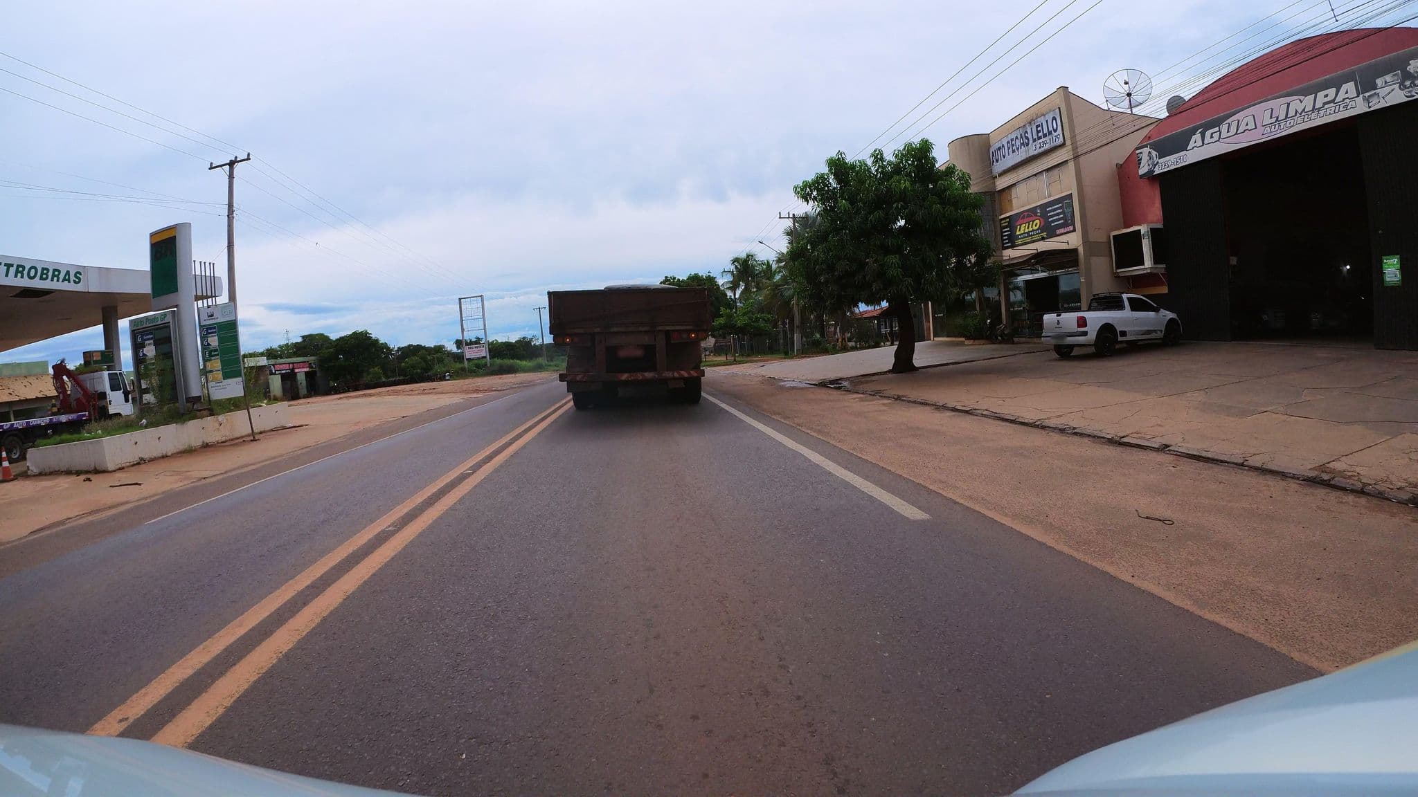 Street view near Hotel Pousada Do Sol, Água Clara — © jaderbavaresco (CC BY-SA · Mapillary)